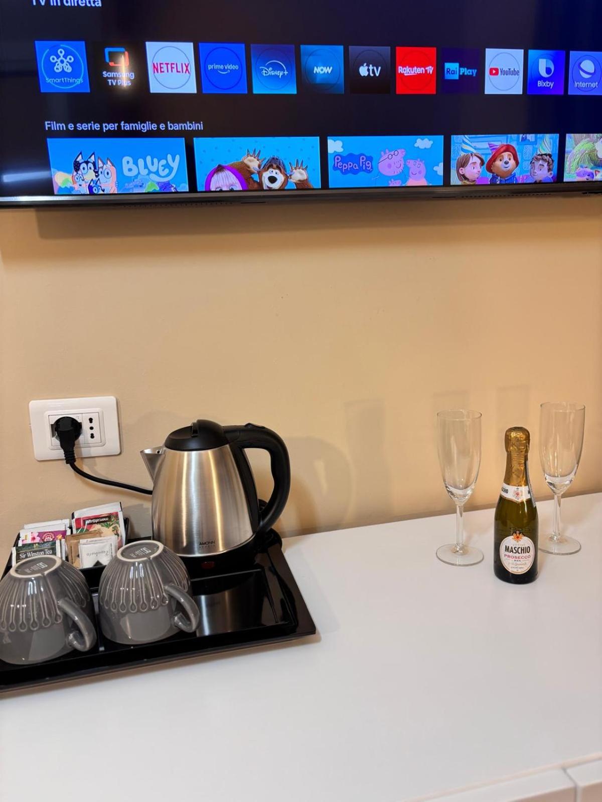 Le Vie di San Pietro Guest House