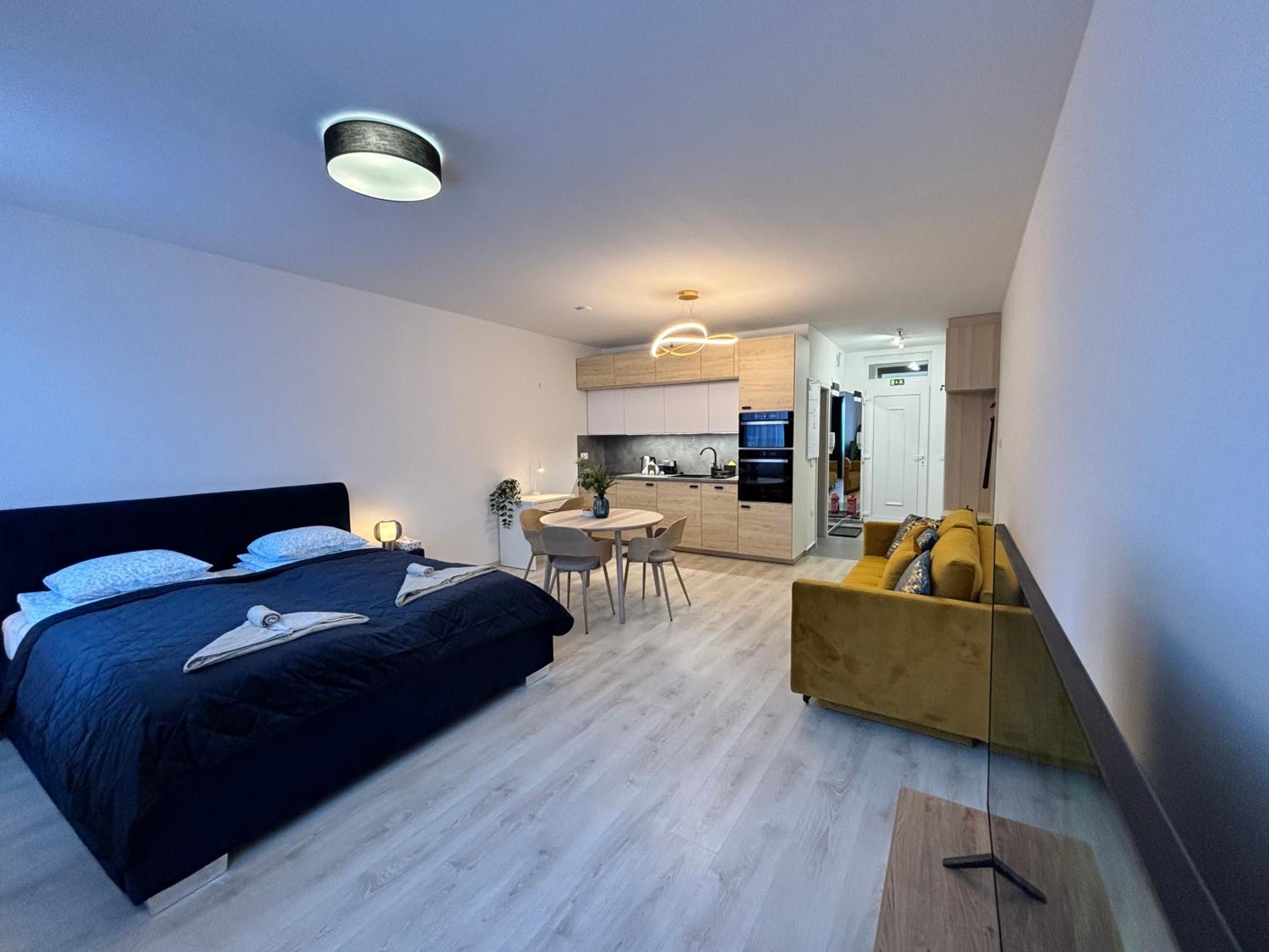 Budapest Spirit - Azure Sky WITH FREE PARKING