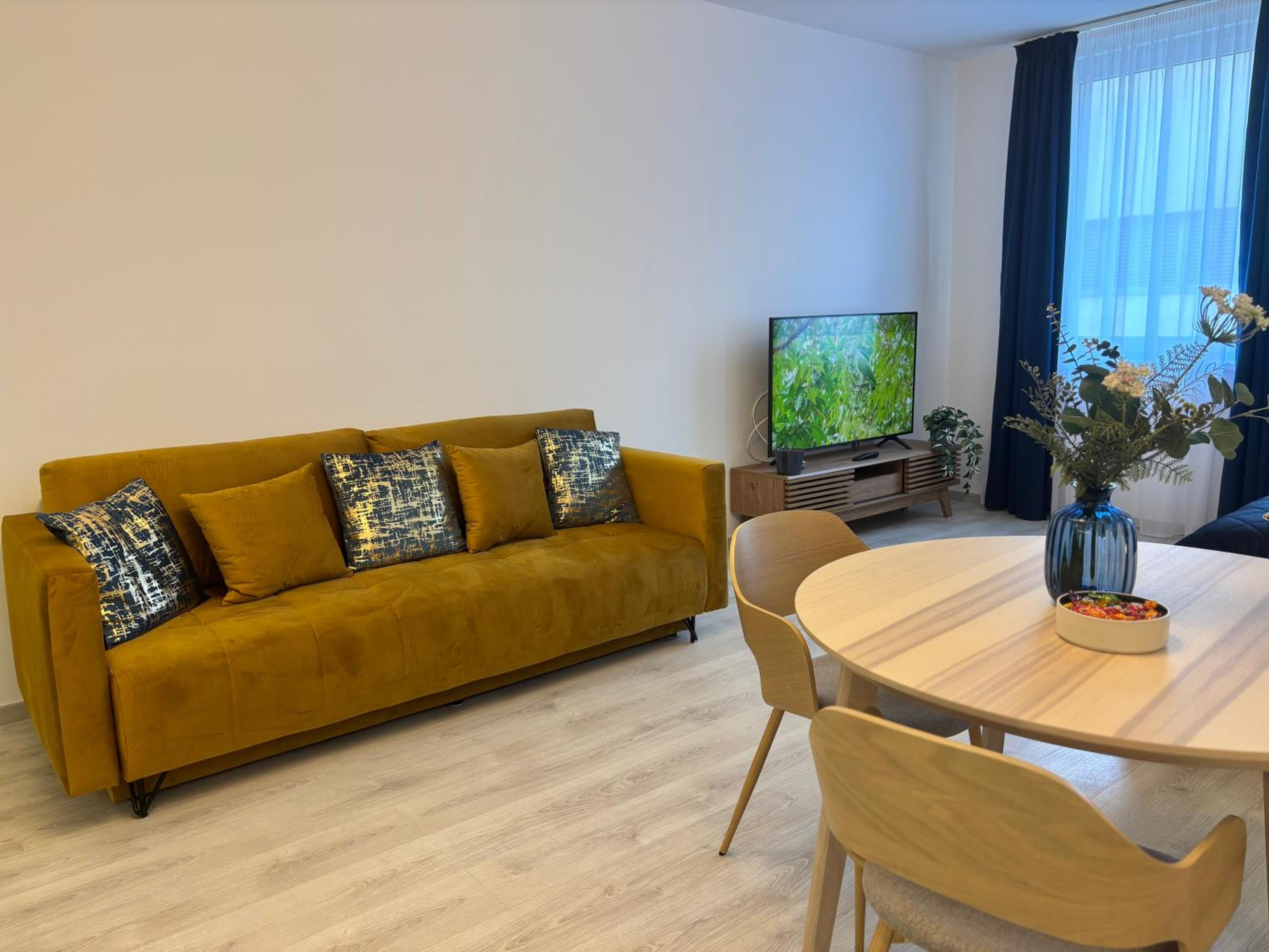 Budapest Spirit - Azure Sky WITH FREE PARKING