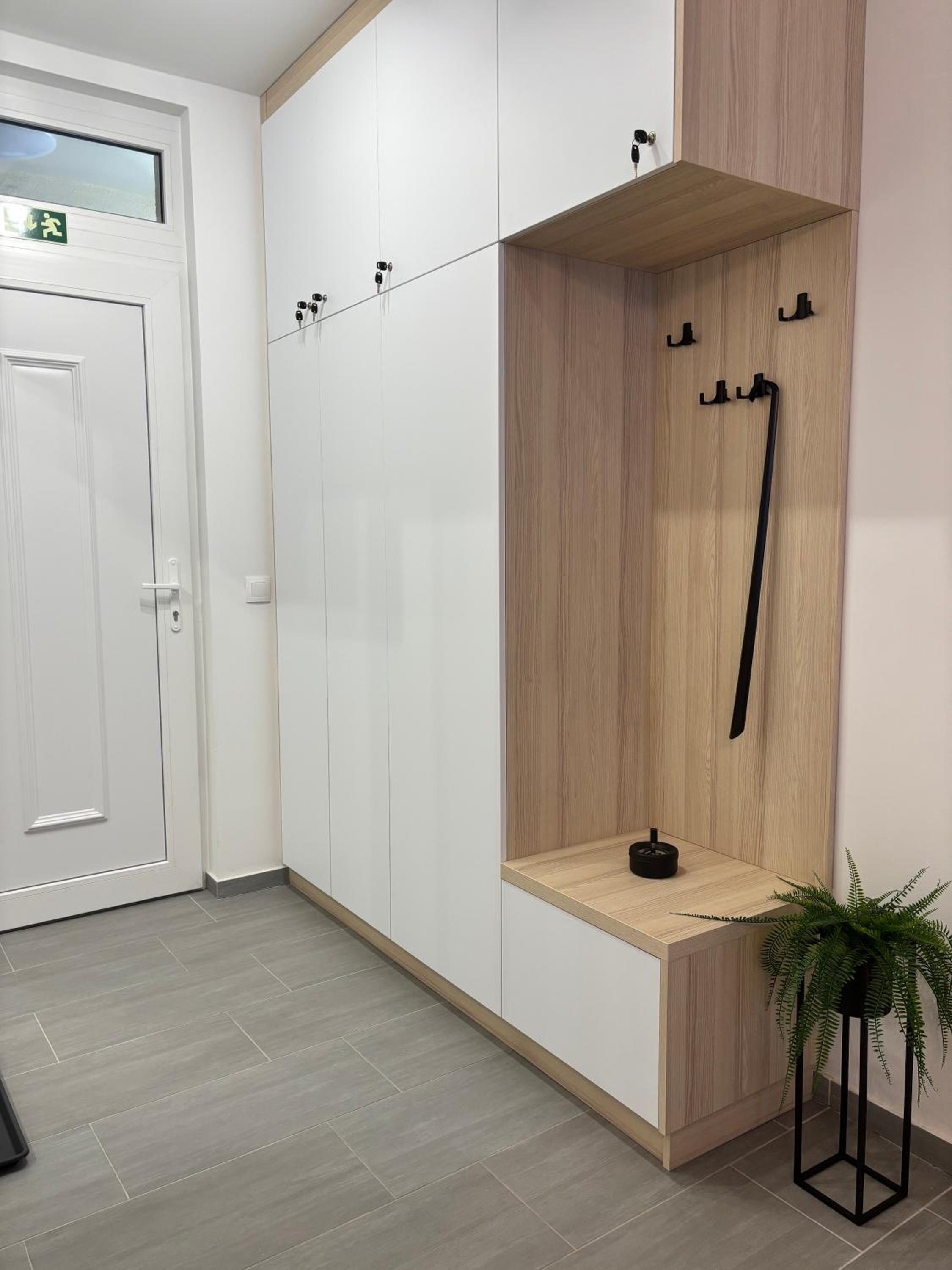 Budapest Spirit - Azure Sky WITH FREE PARKING