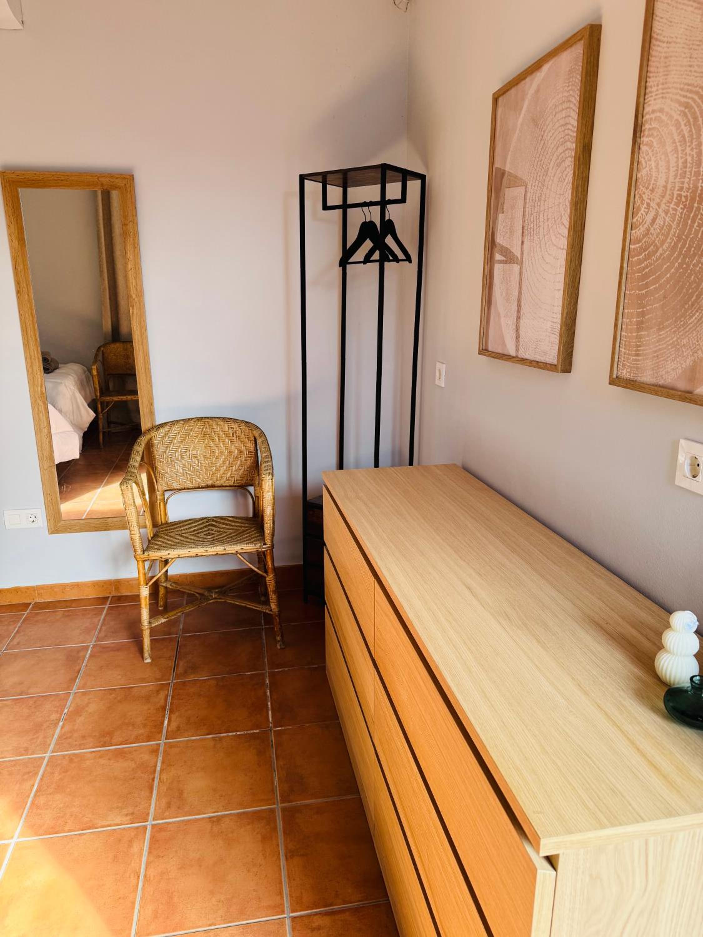 La Casa del Pueblo con piscina y barbacoa
