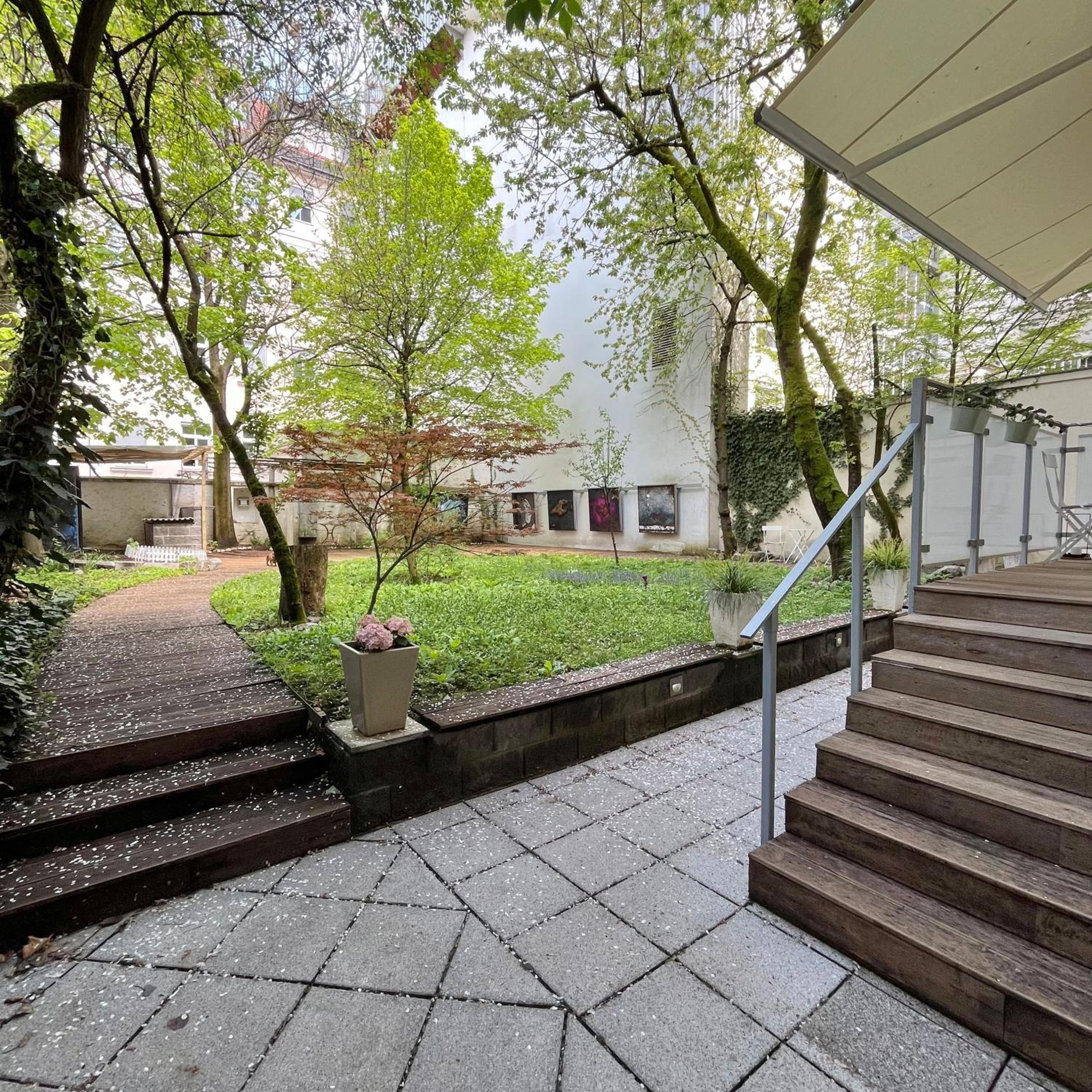 Cozy Stay with Secret Garden