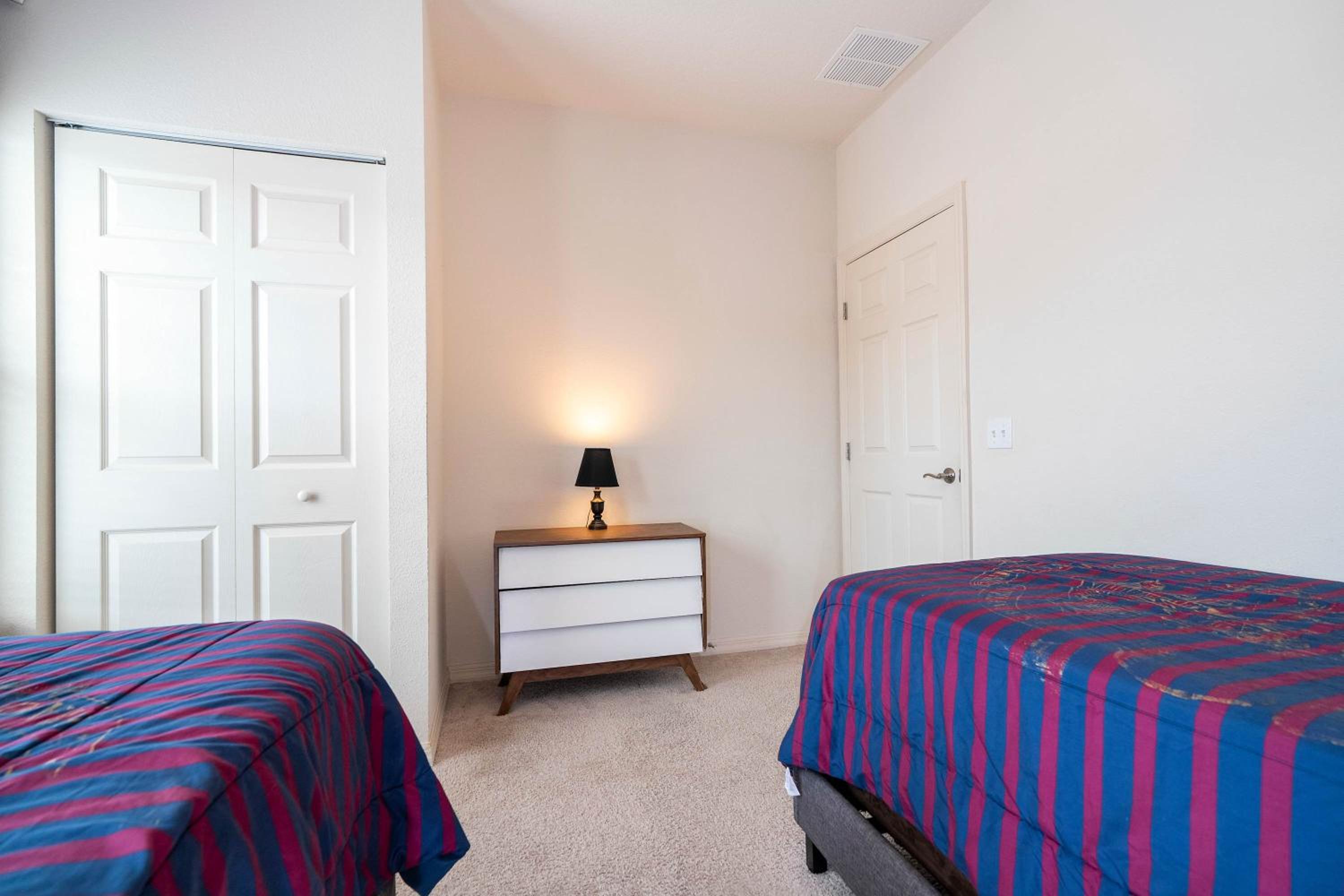 Spacious 4Bd Disney Dream with Resort Access at Lucaya 3210