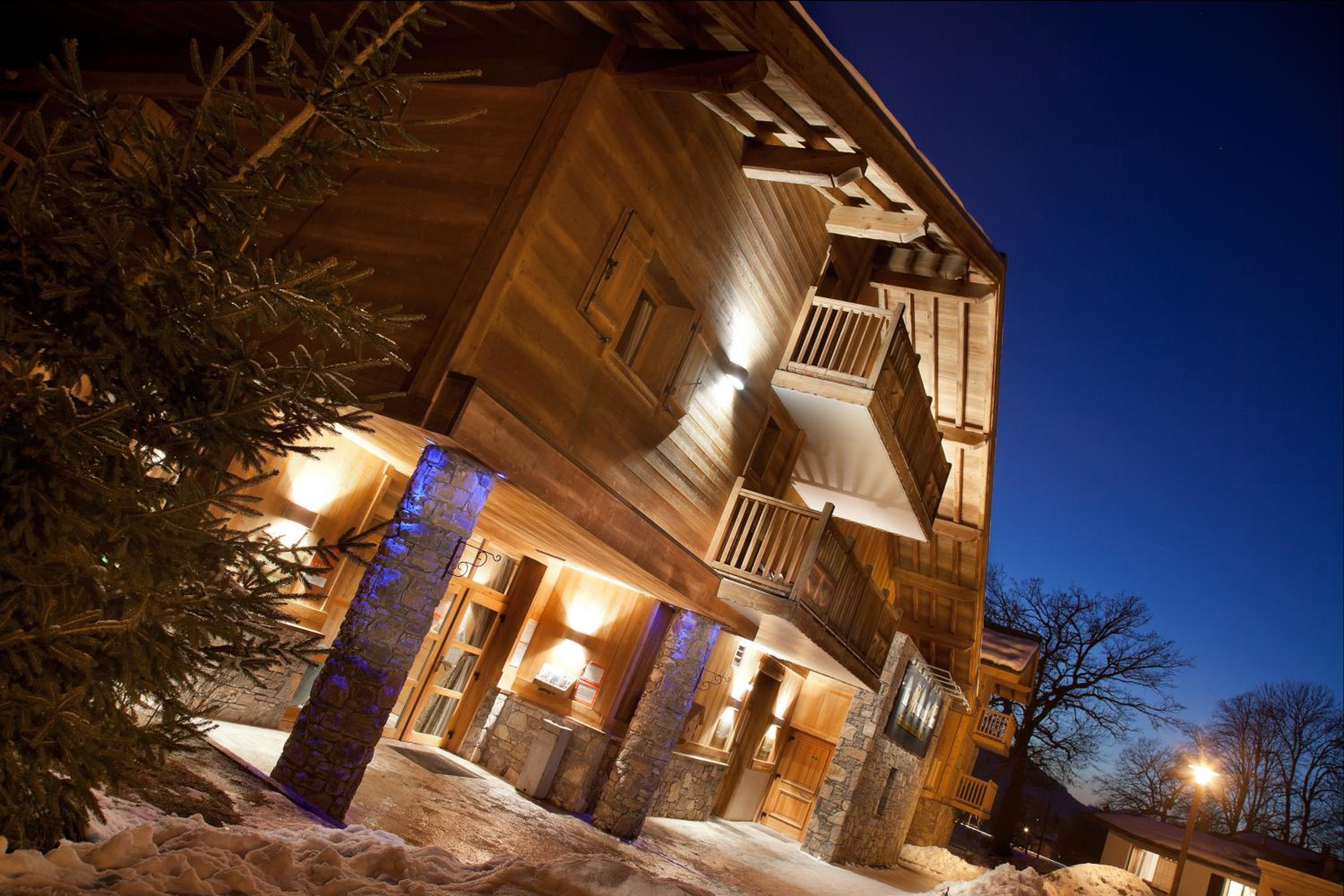 Hotel CGH Résidences & Spas La Reine des Prés - Image 1