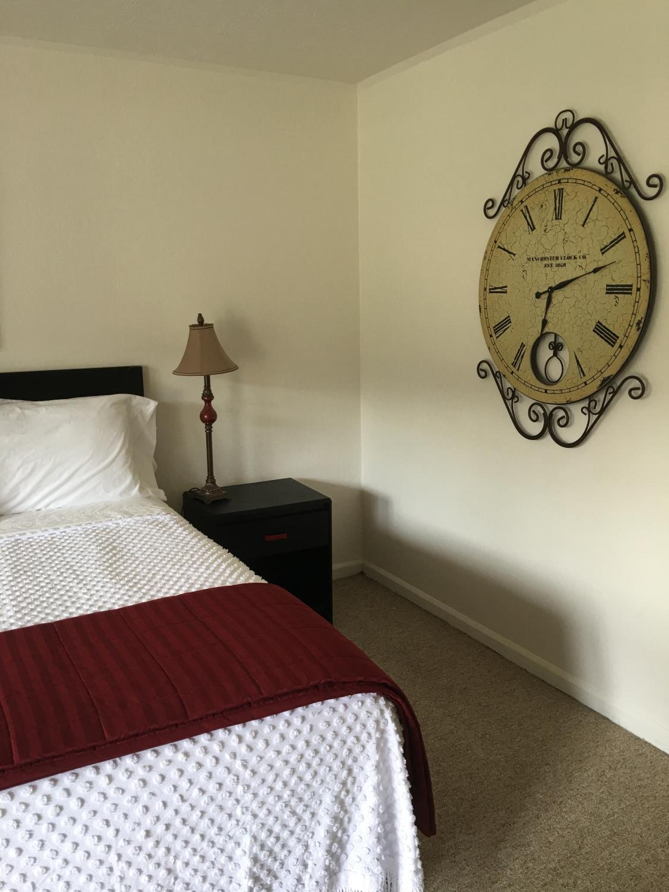 Cardinal Inn