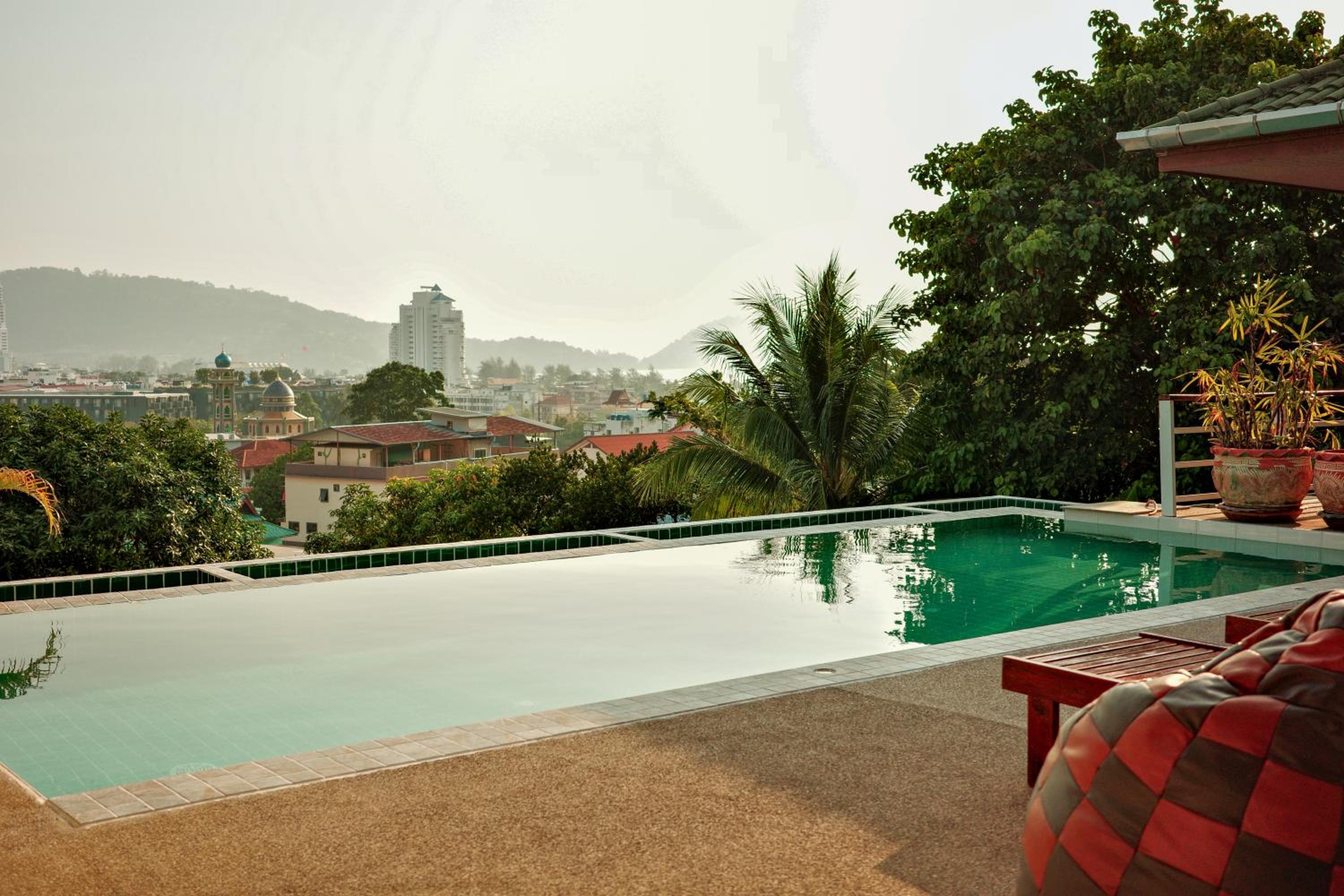 Over the Moon villa