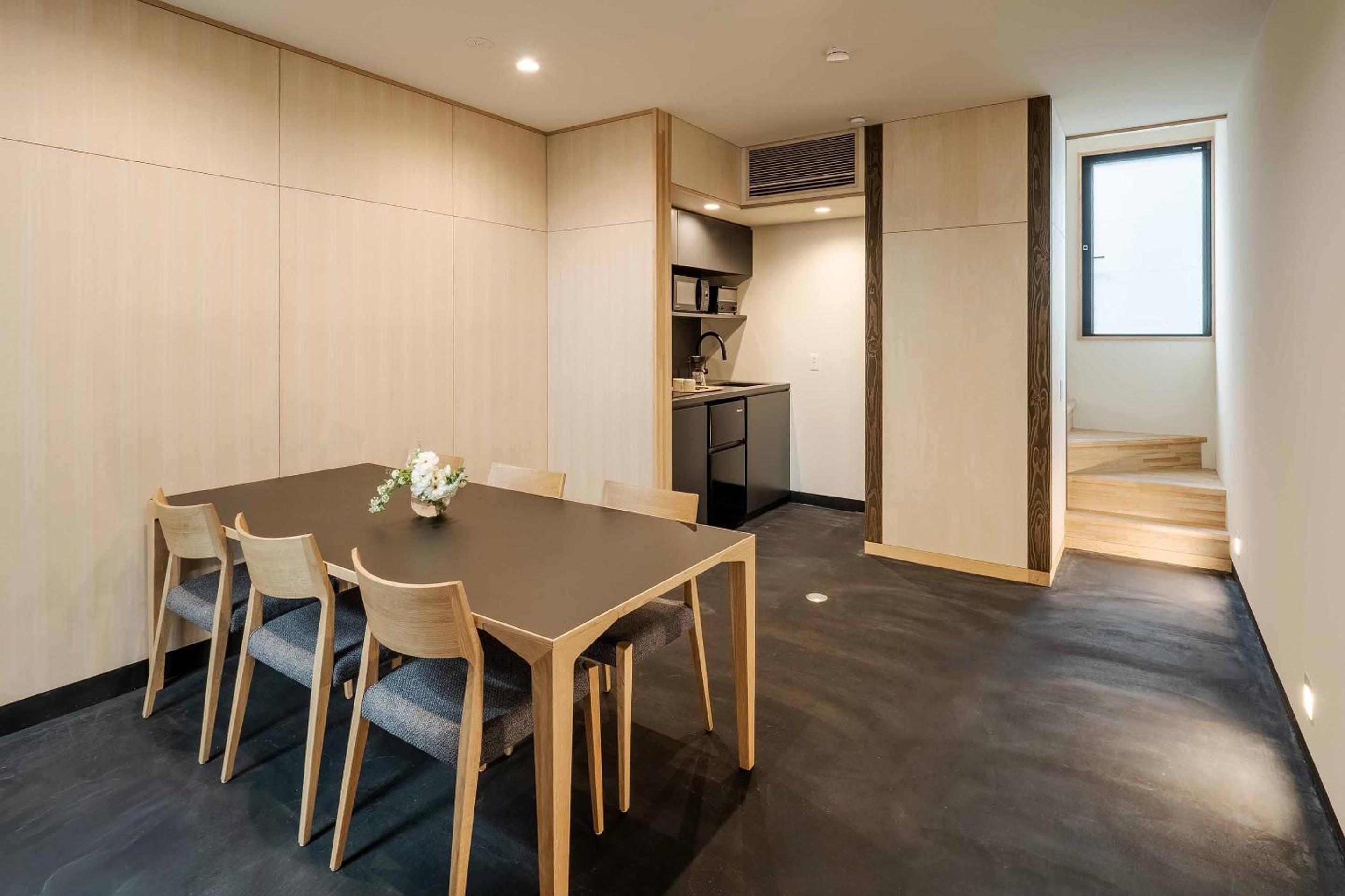 Hanasatomachi Machiya House