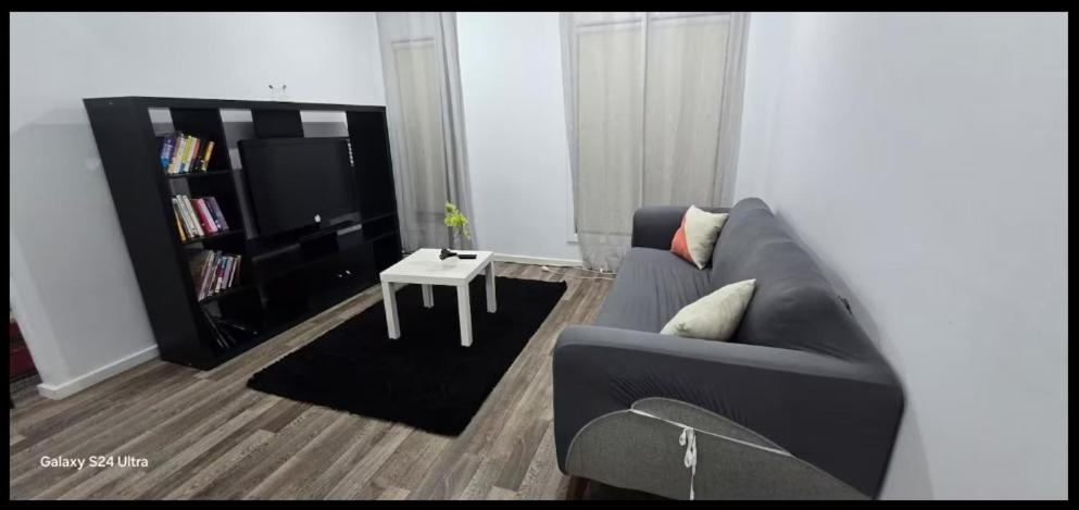 Serenity Home 9 by Hiverooms