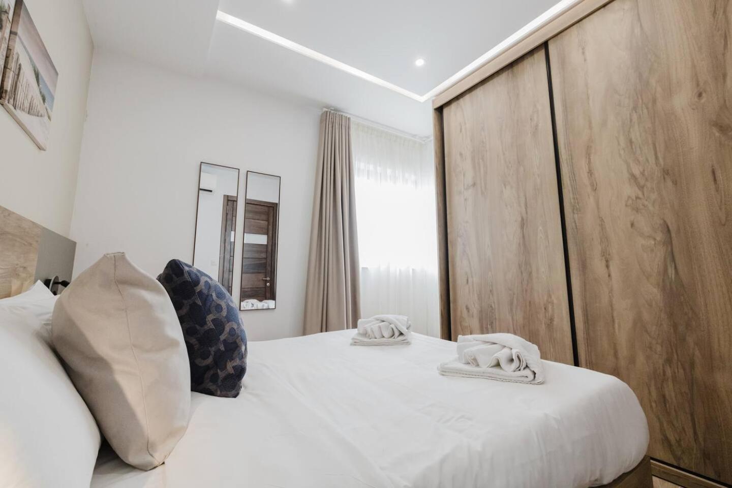 Sliema PH 2bed Tigne street by Homely !