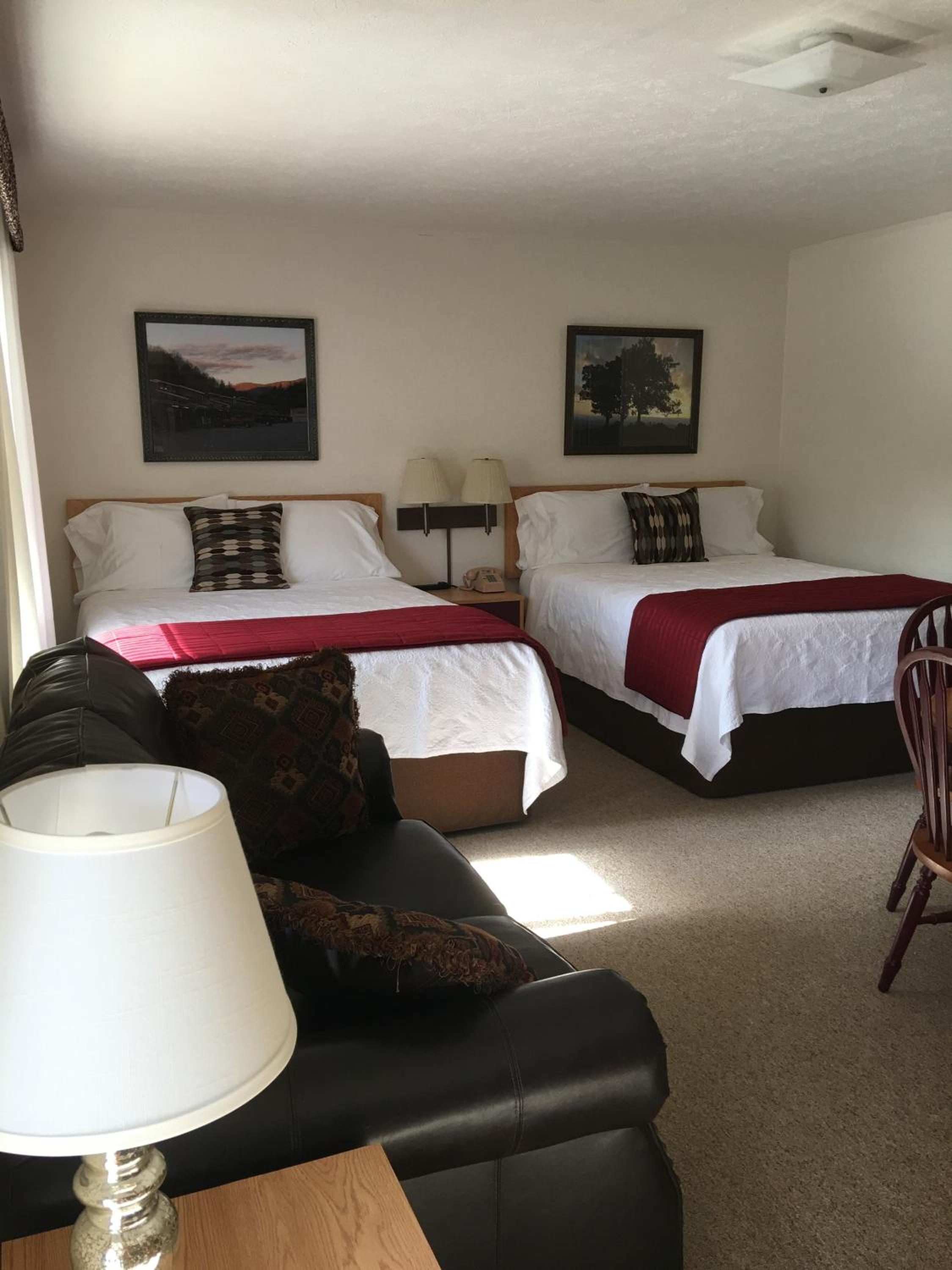 Cardinal Inn
