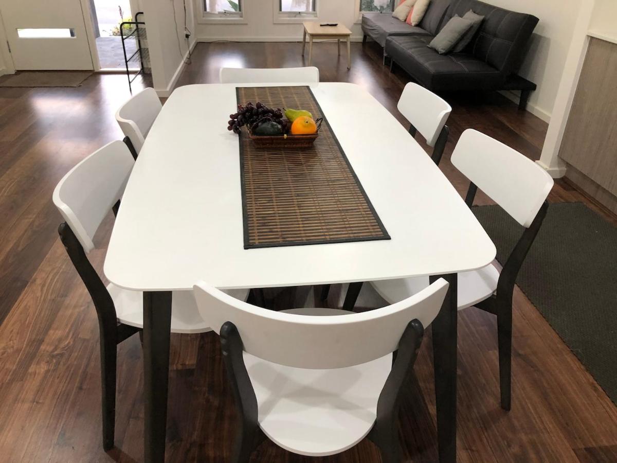Serenity Home 11 by Hiverooms