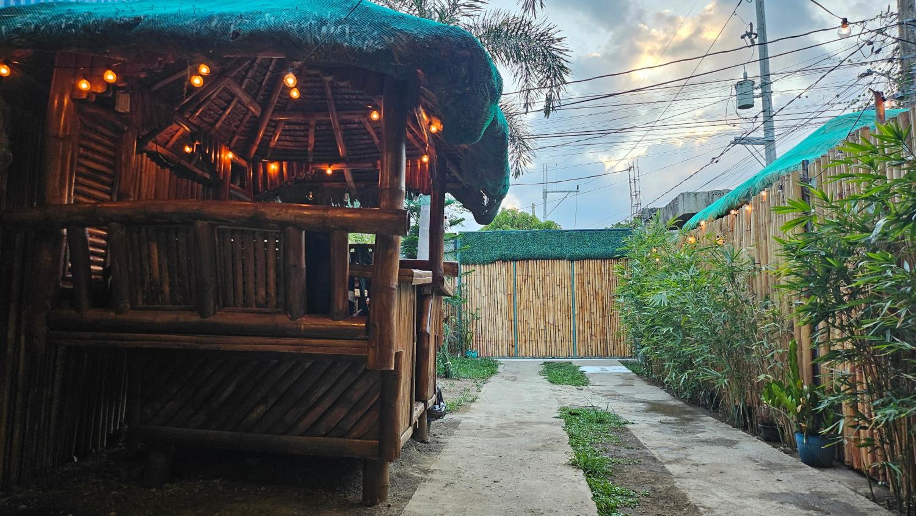 Natural Haven with Netflix Kubo Videoke & Alfresco Dining