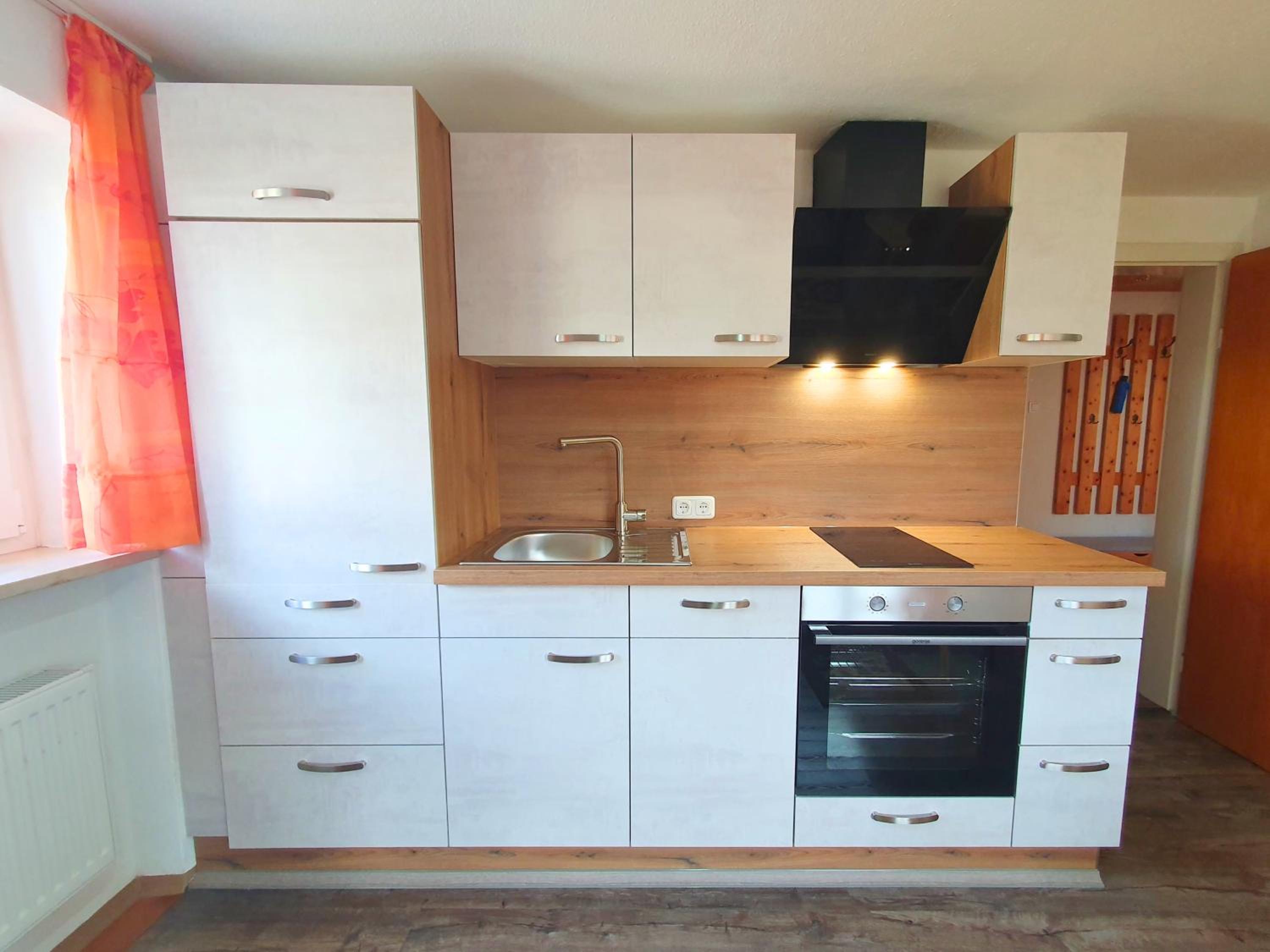 Haus Hindelang - 2 FeWos mit Zugspitzblick, inkl Königscard, gratis Parken & WLAN, Self Check-In, 5 Minuten ins Zentrum