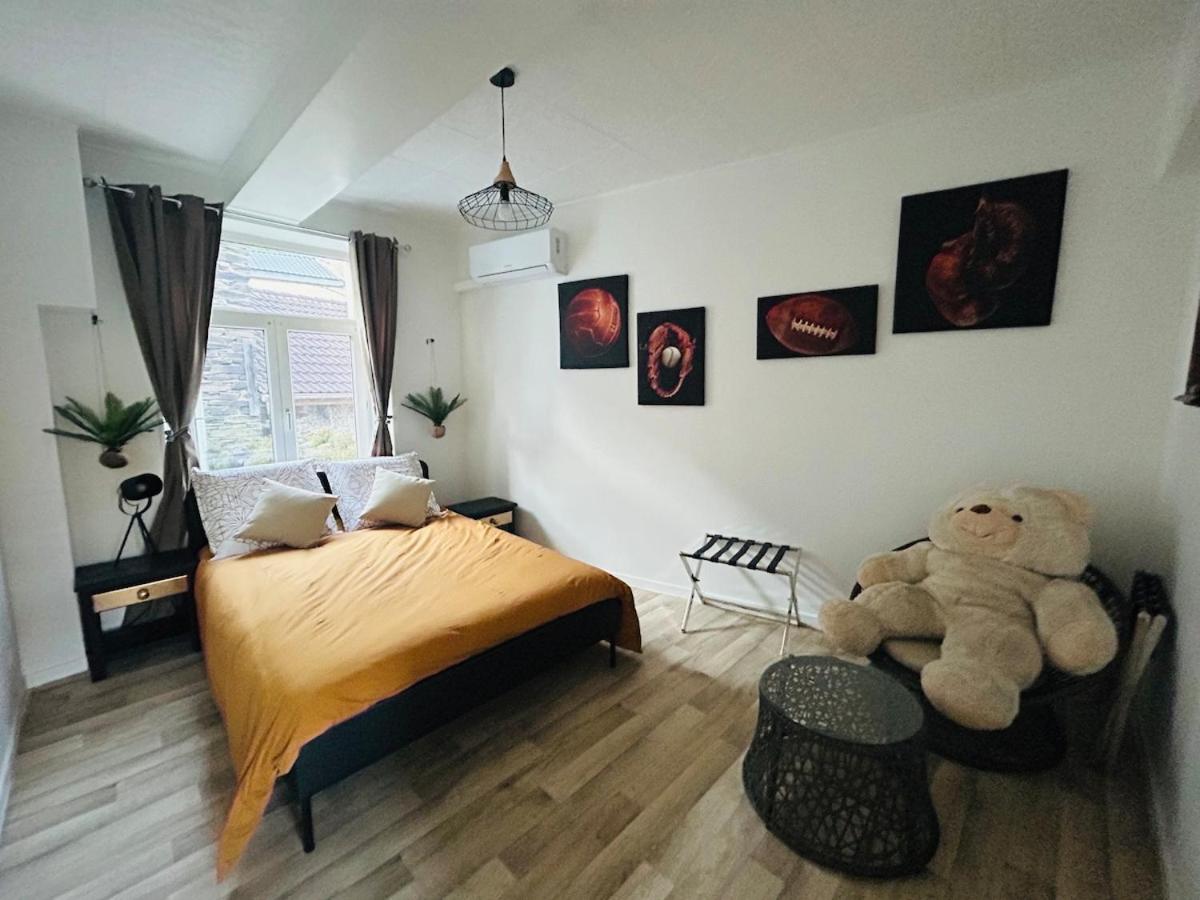 joli logement rénové vue sur Meuse Miss Africa