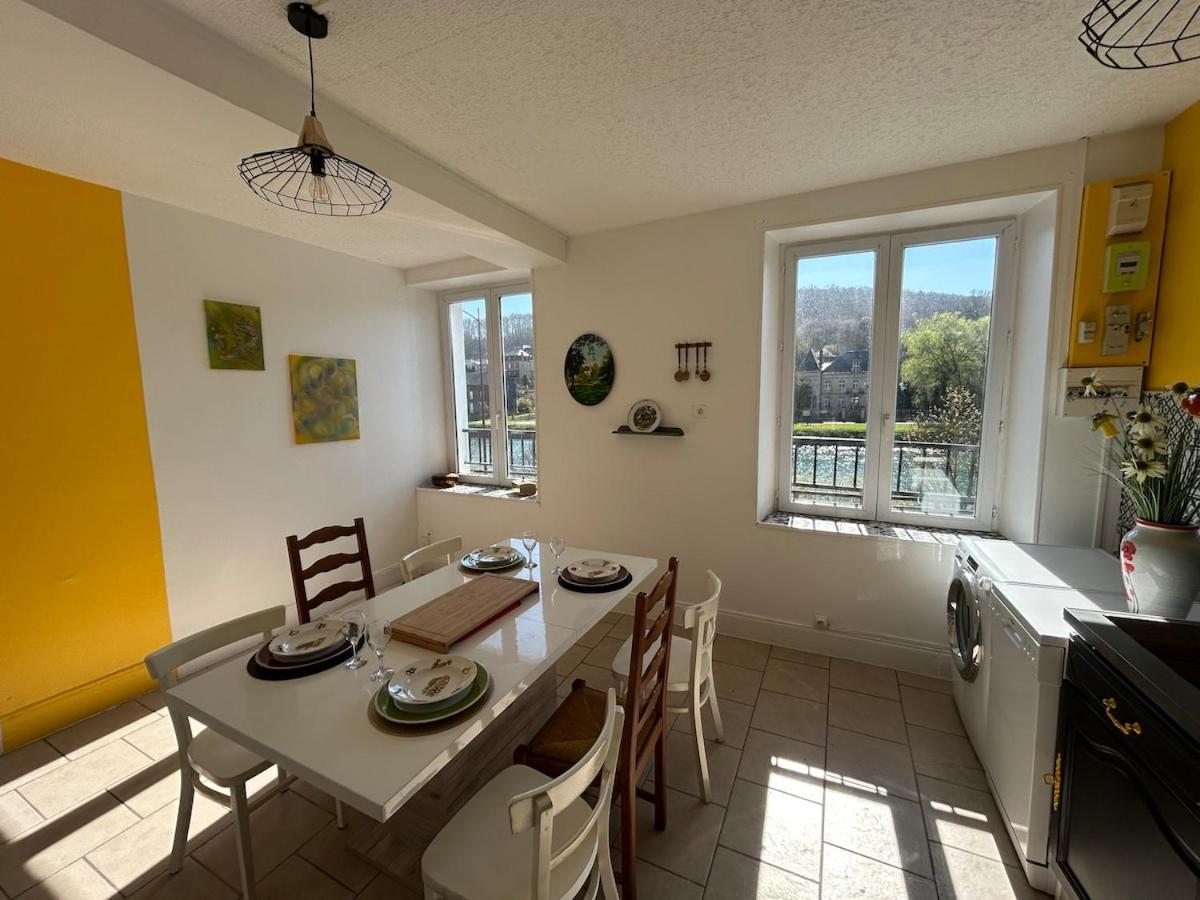 Superbe appart rénové vue sur Meuse Le Chic dans le pré