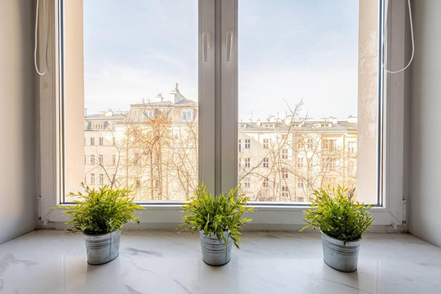 City Center & Old Town Cozy Flat #Smart TV #Fast Wi-Fi #Metro