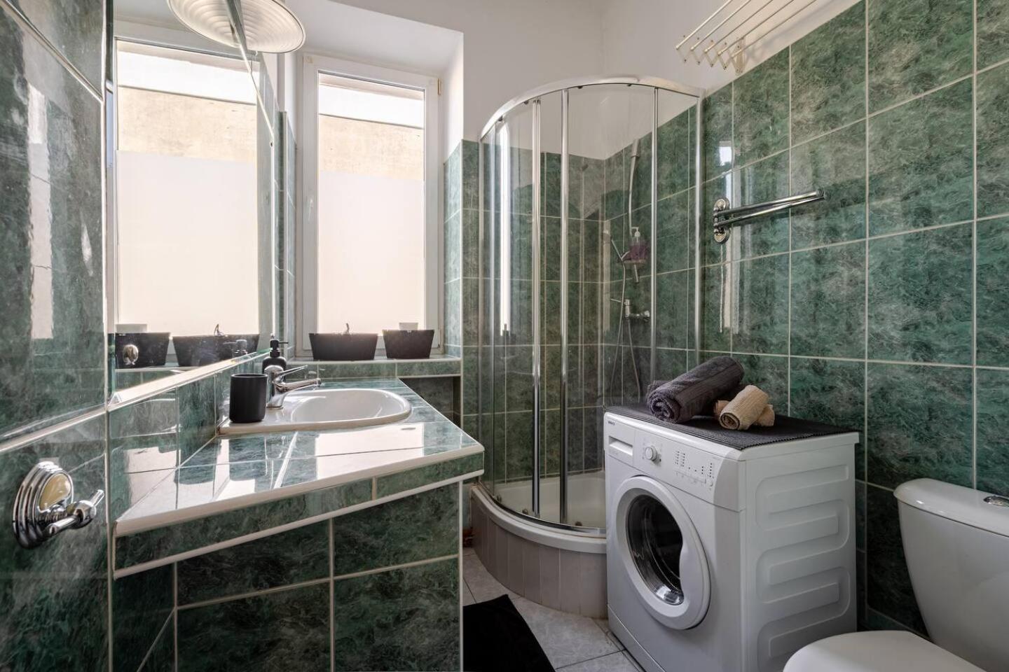 City Center & Old Town Cozy Flat #Smart TV #Fast Wi-Fi #Metro
