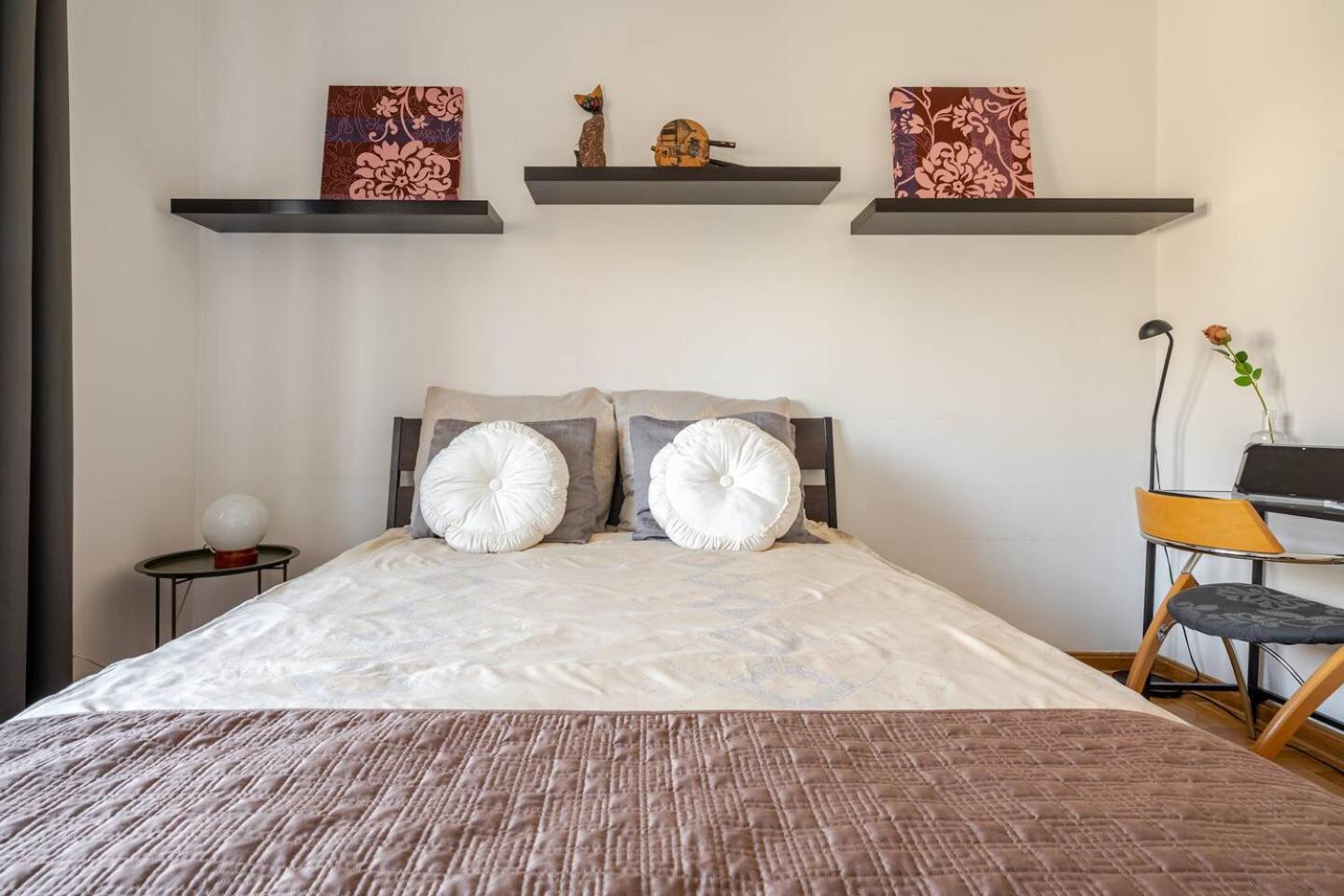 City Center & Old Town Cozy Flat #Smart TV #Fast Wi-Fi #Metro