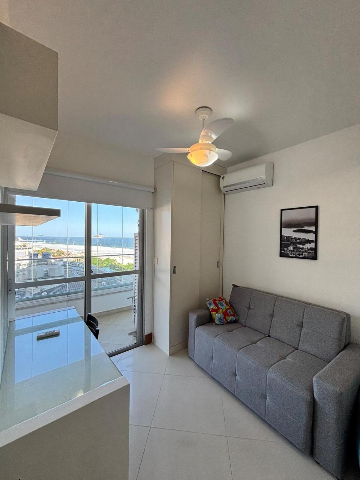 Praia do Pepê - Apartamento 2Q - Flat com Infra completa com Piscina e Sauna - Vista Mar Deslumbrante