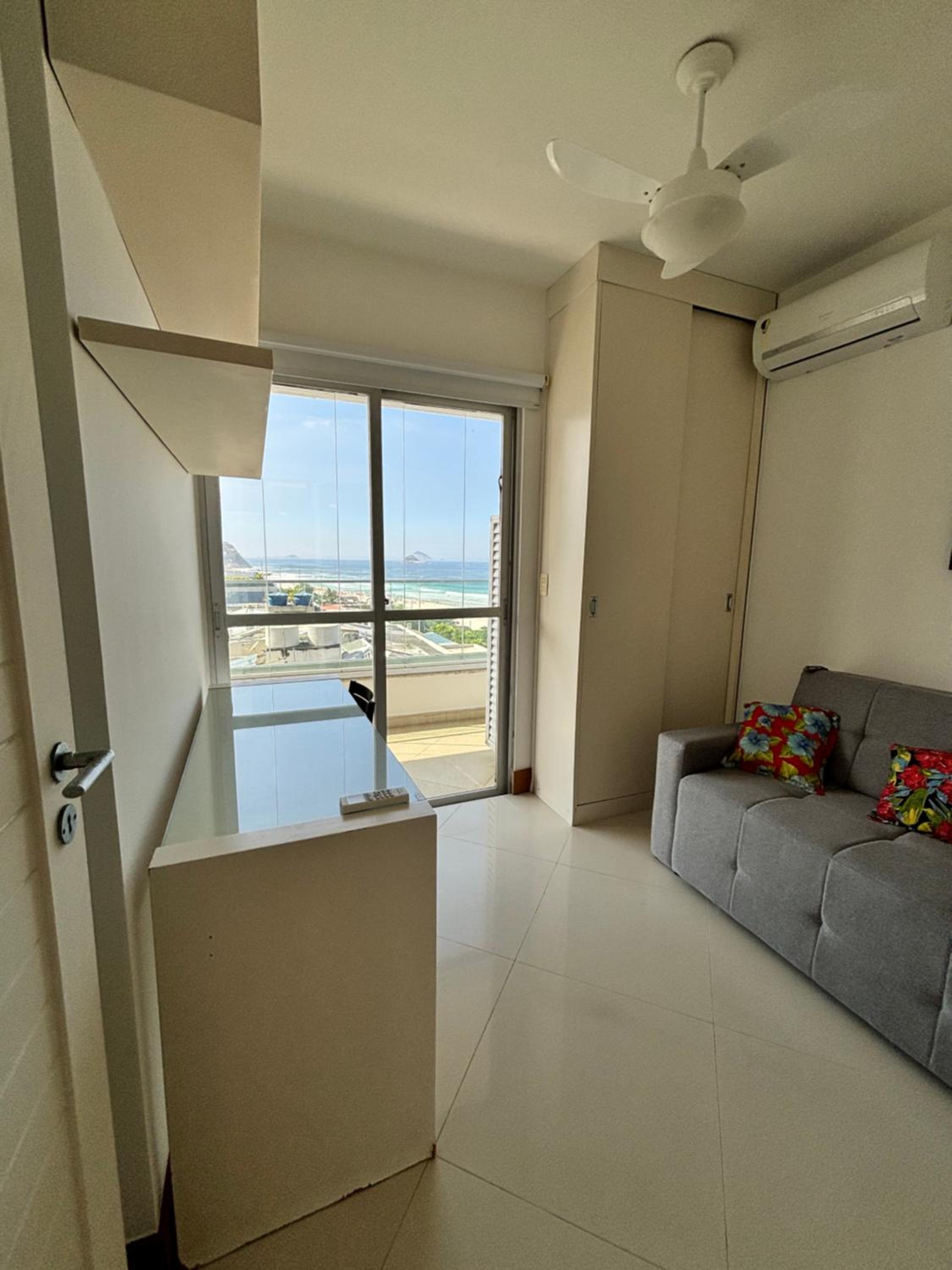 Praia do Pepê - Apartamento 2Q - Flat com Infra completa com Piscina e Sauna - Vista Mar Deslumbrante