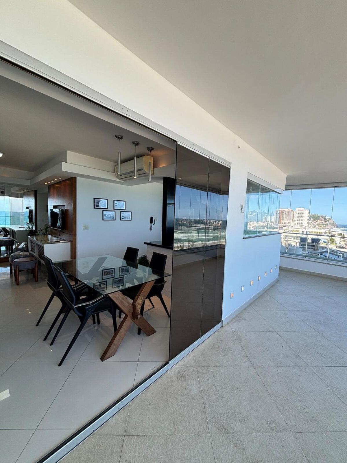 Praia do Pepê - Apartamento 2Q - Flat com Infra completa com Piscina e Sauna - Vista Mar Deslumbrante