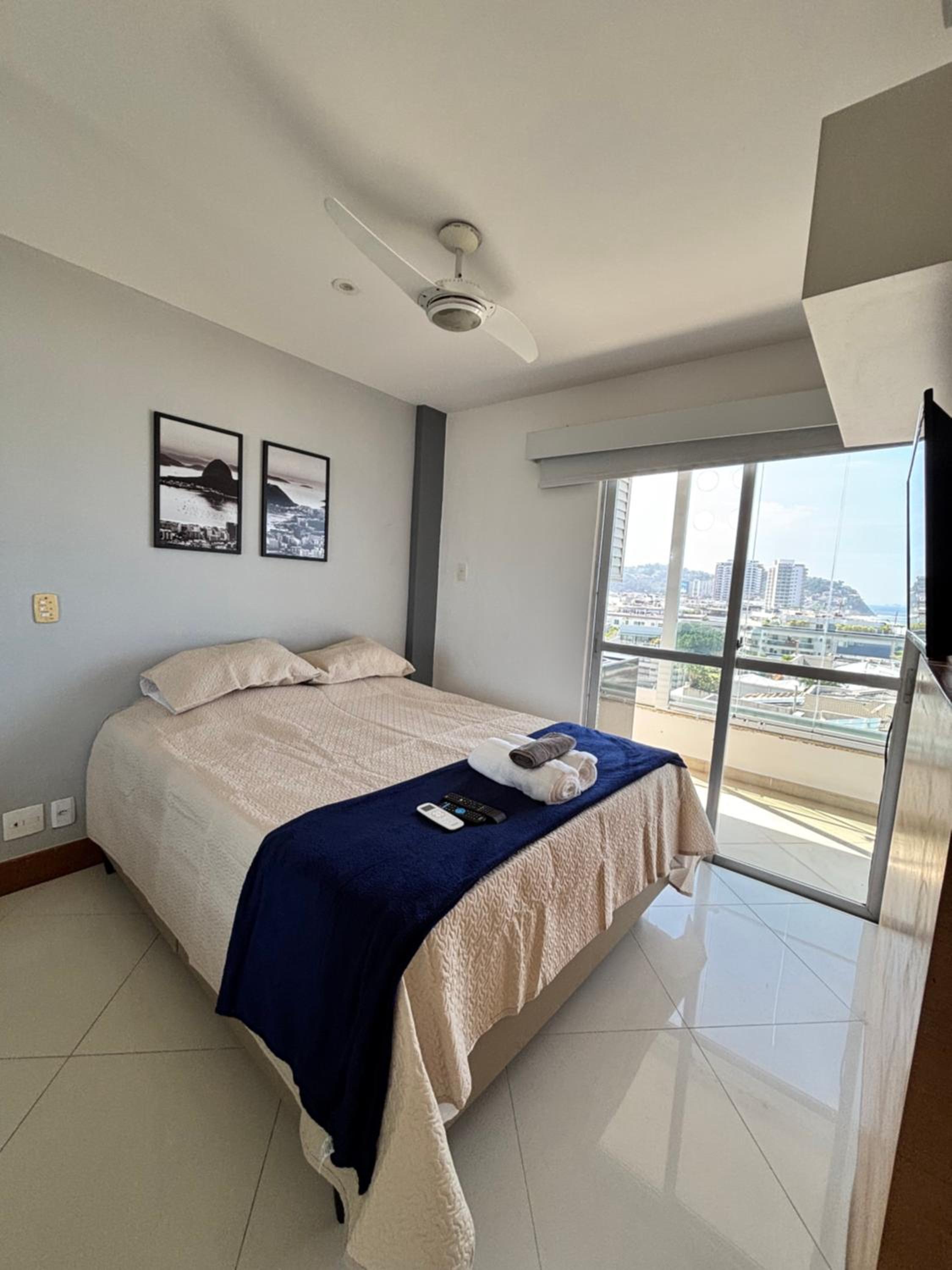 Praia do Pepê - Apartamento 2Q - Flat com Infra completa com Piscina e Sauna - Vista Mar Deslumbrante