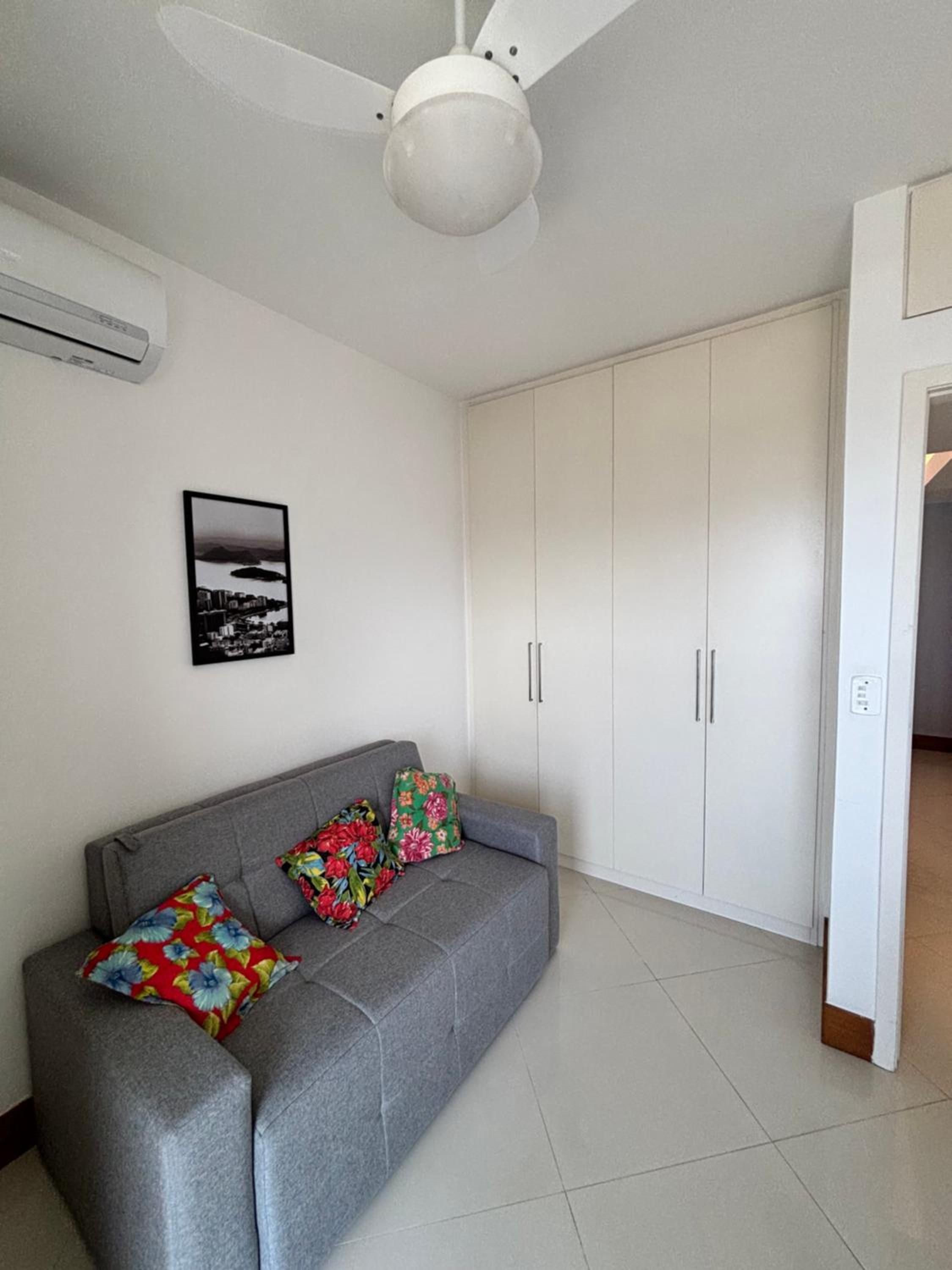 Praia do Pepê - Apartamento 2Q - Flat com Infra completa com Piscina e Sauna - Vista Mar Deslumbrante