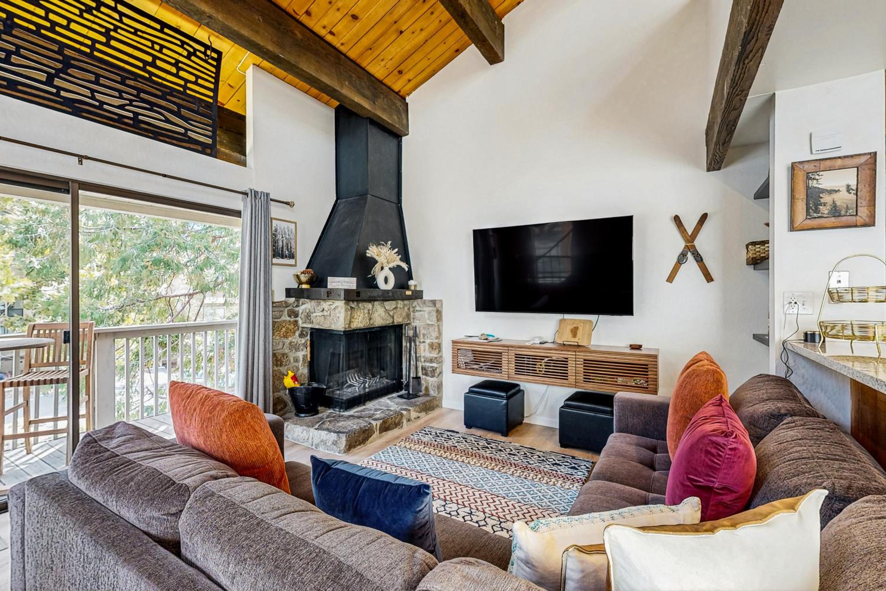 Lake Tahoe Adventure Base! Townhome with Pool Access