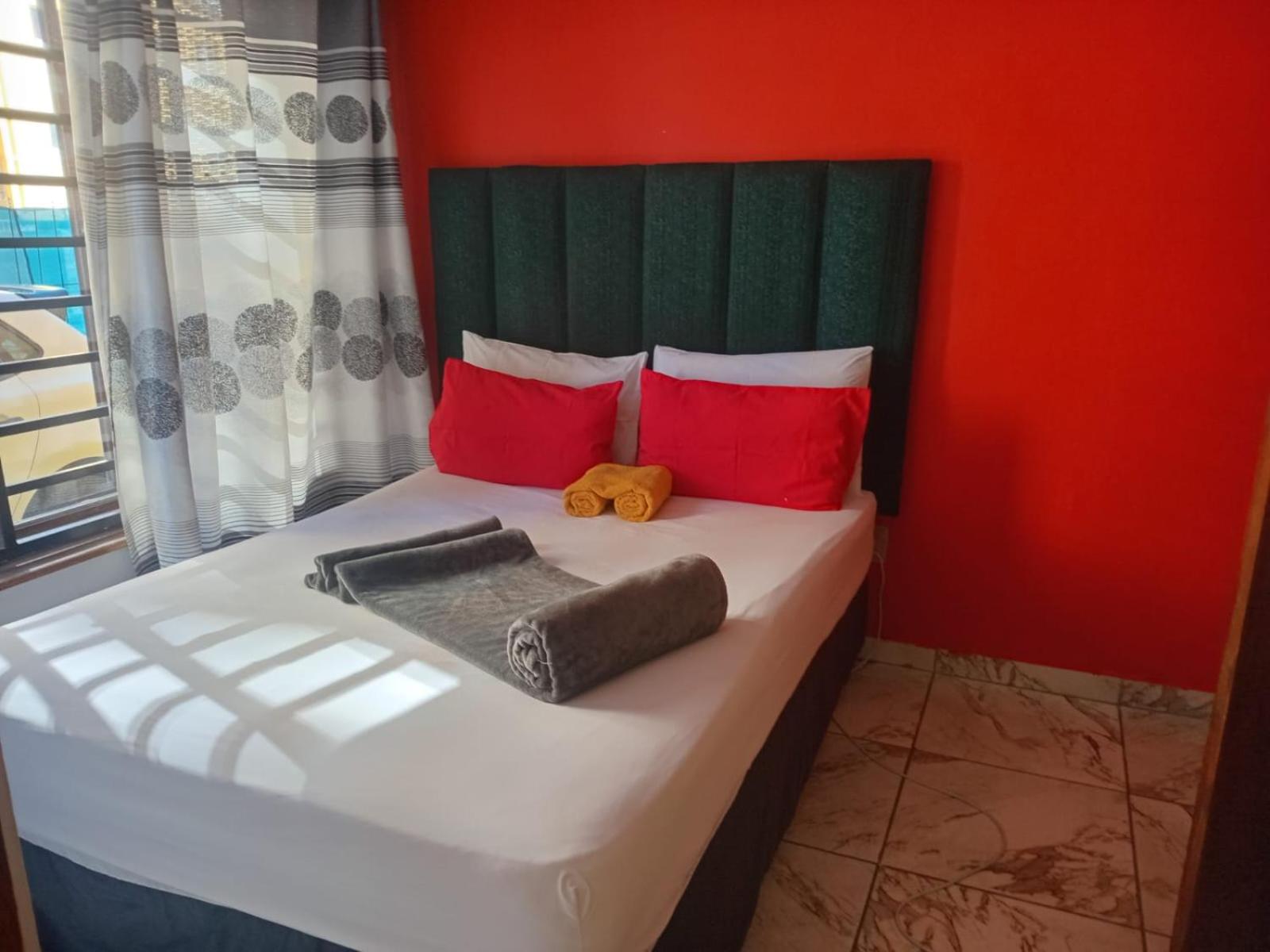 Neo & Ruks rooms parow 2