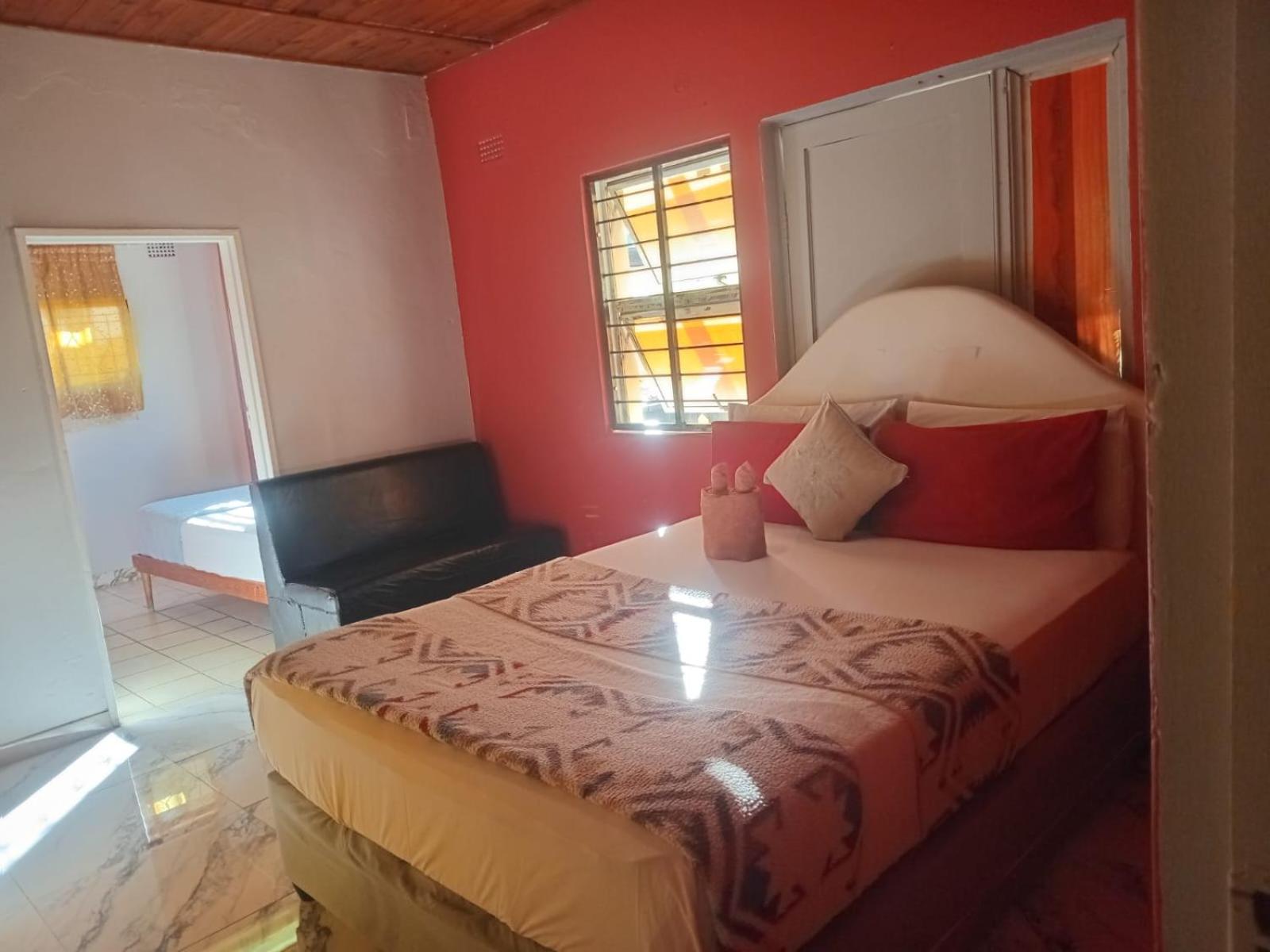 Neo & Ruks rooms parow 2