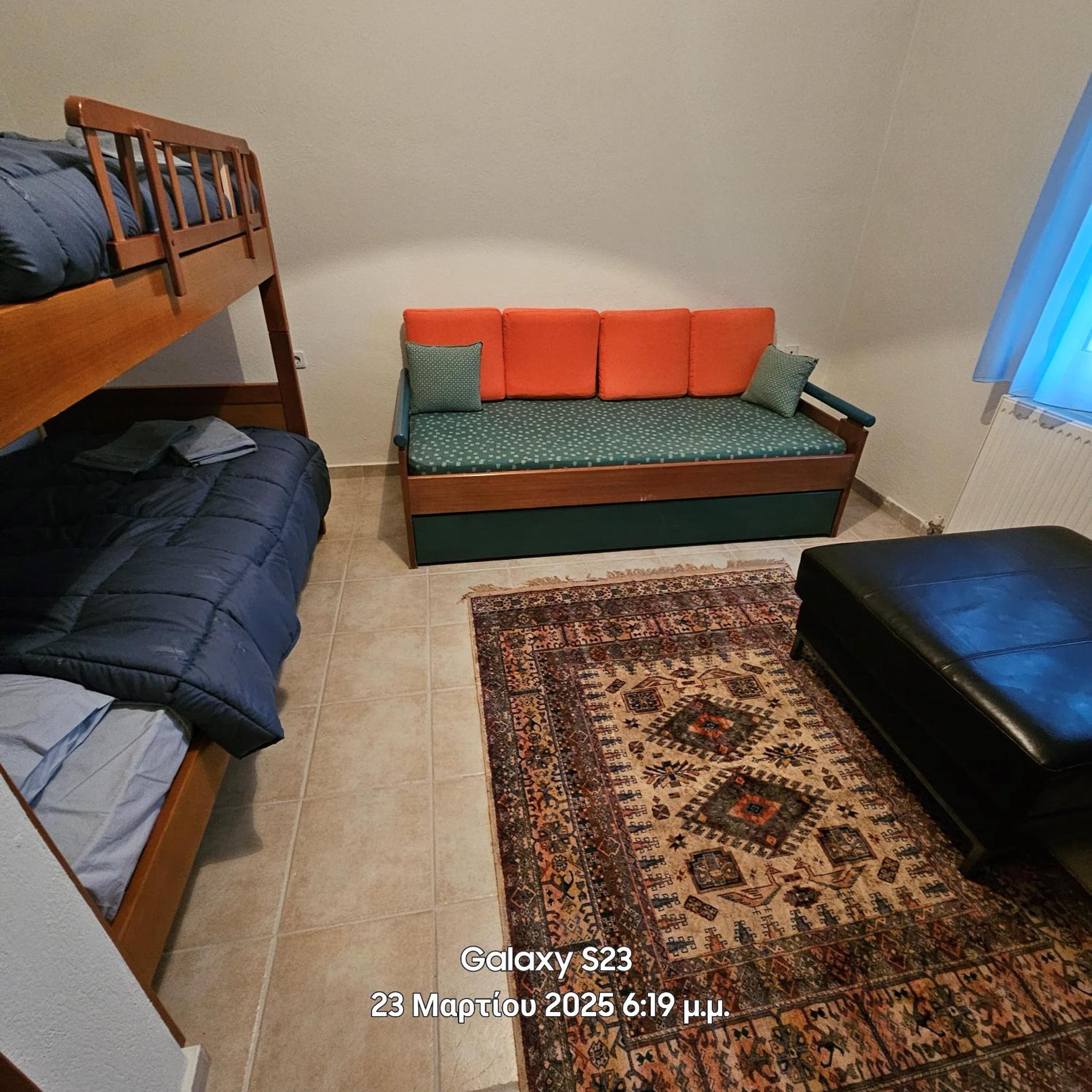Paikos Townhouse, Hot Springs