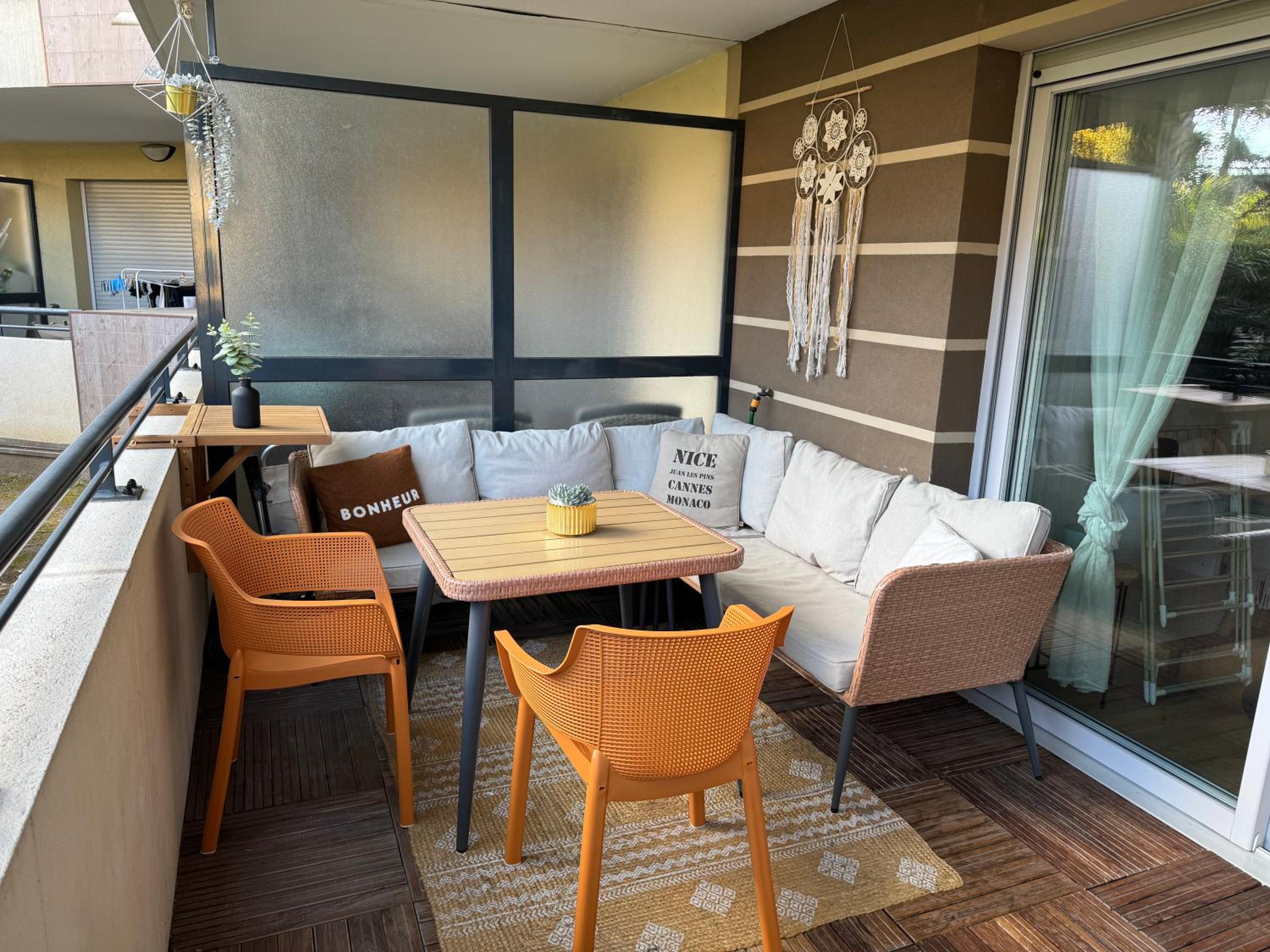 L'appart idéal famille, terrasse, piscine, plage