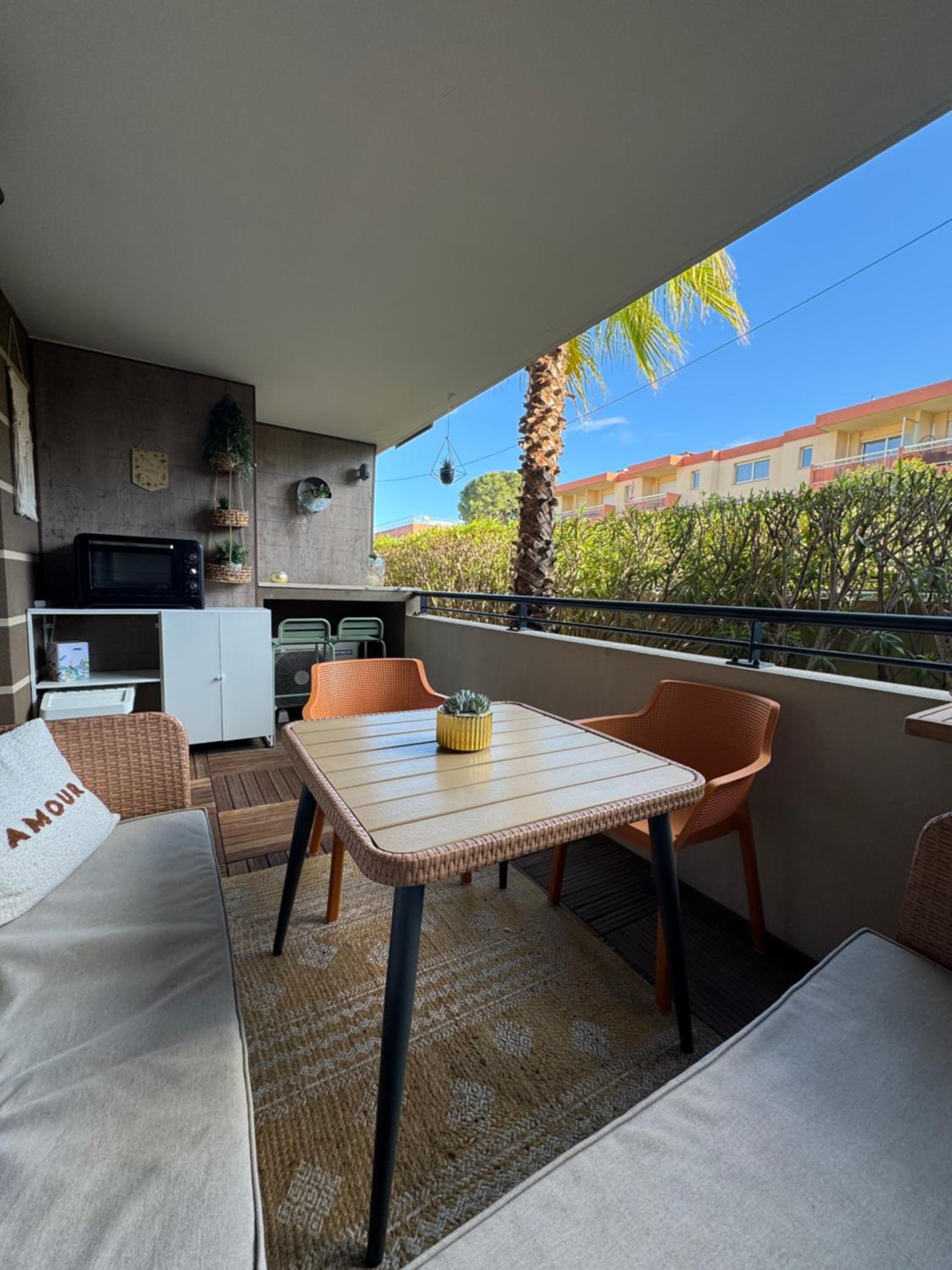 L'appart idéal famille, terrasse, piscine, plage