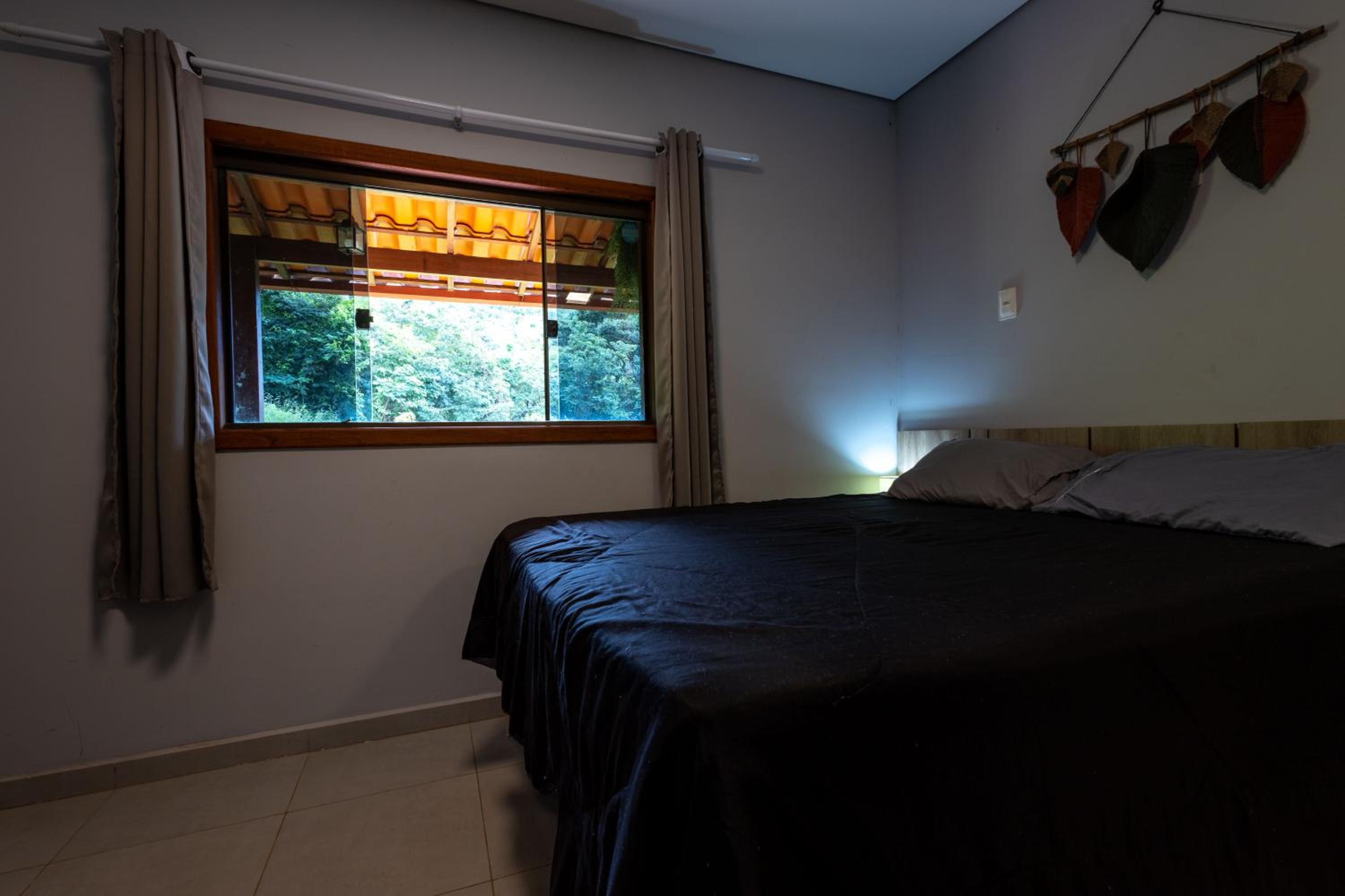 Sitio Rancho dos Sapos - Ao pé das montanhas de Minas Gerais a uma hora de BH Asfalto