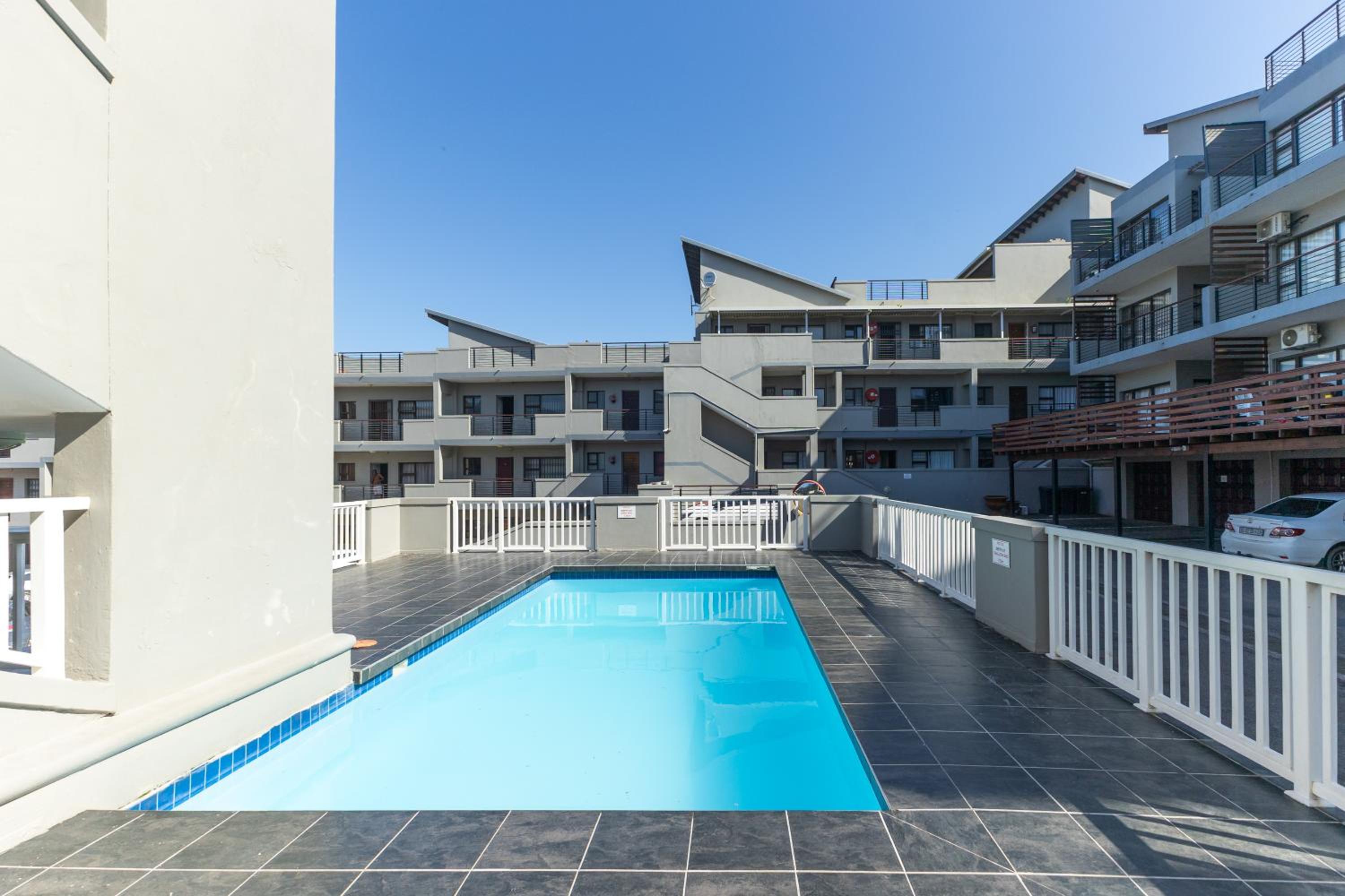 Ocean View Escape with Private Rooftop -Sancta Maria