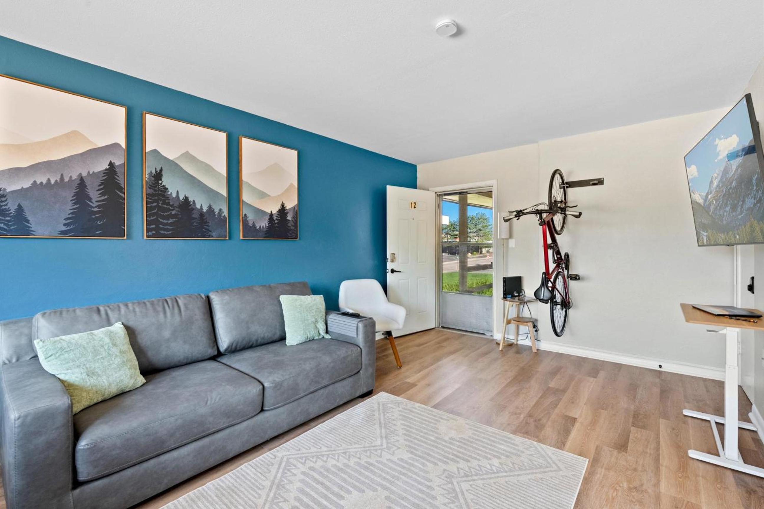 10 min Red Rocks & FAMILY FRIENDLY & 7min to I70 & STR-25-0008