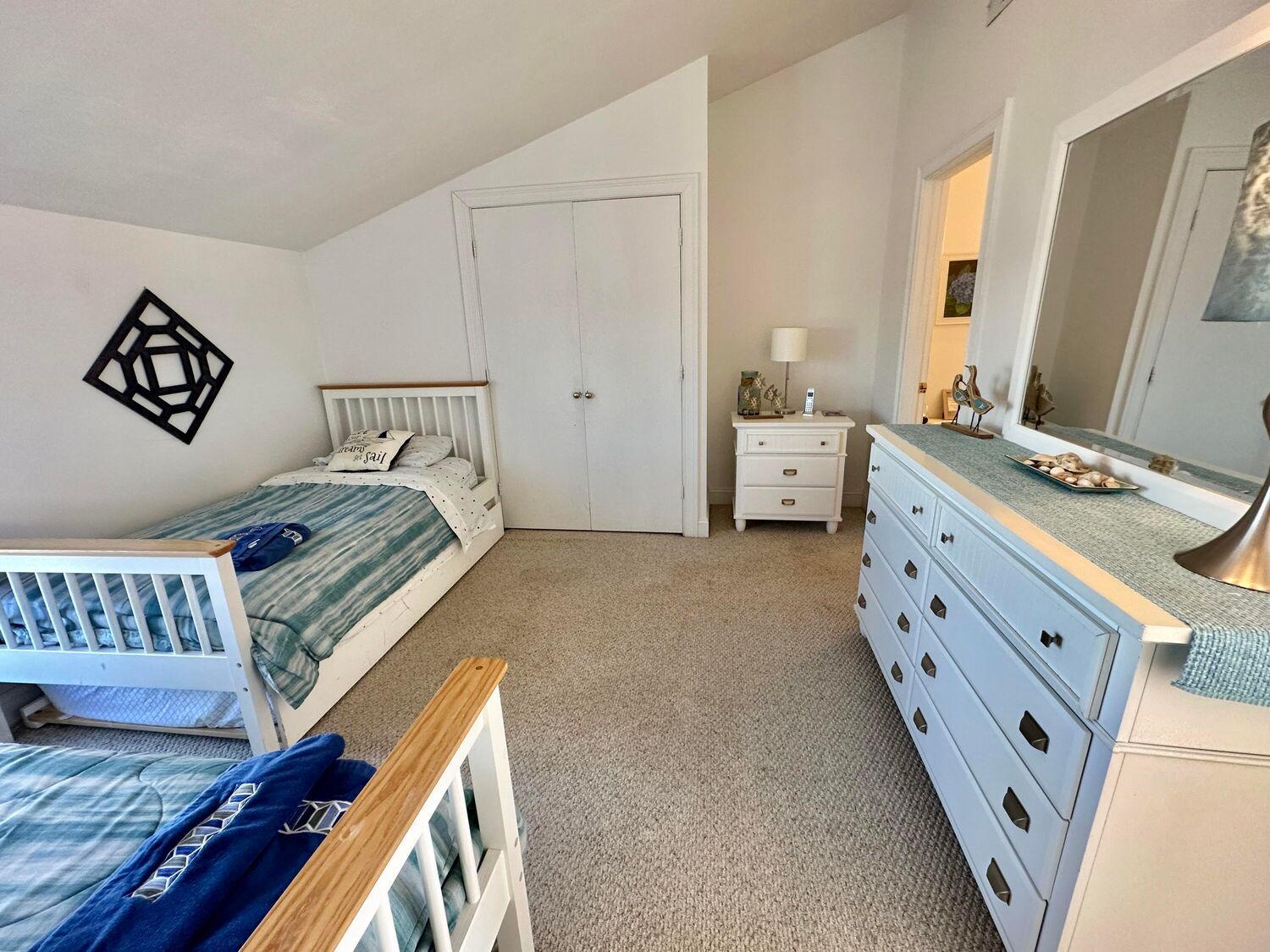 Spacious Oceanfront 3BR Condo with Private Beach in Ideal Hyannis Location