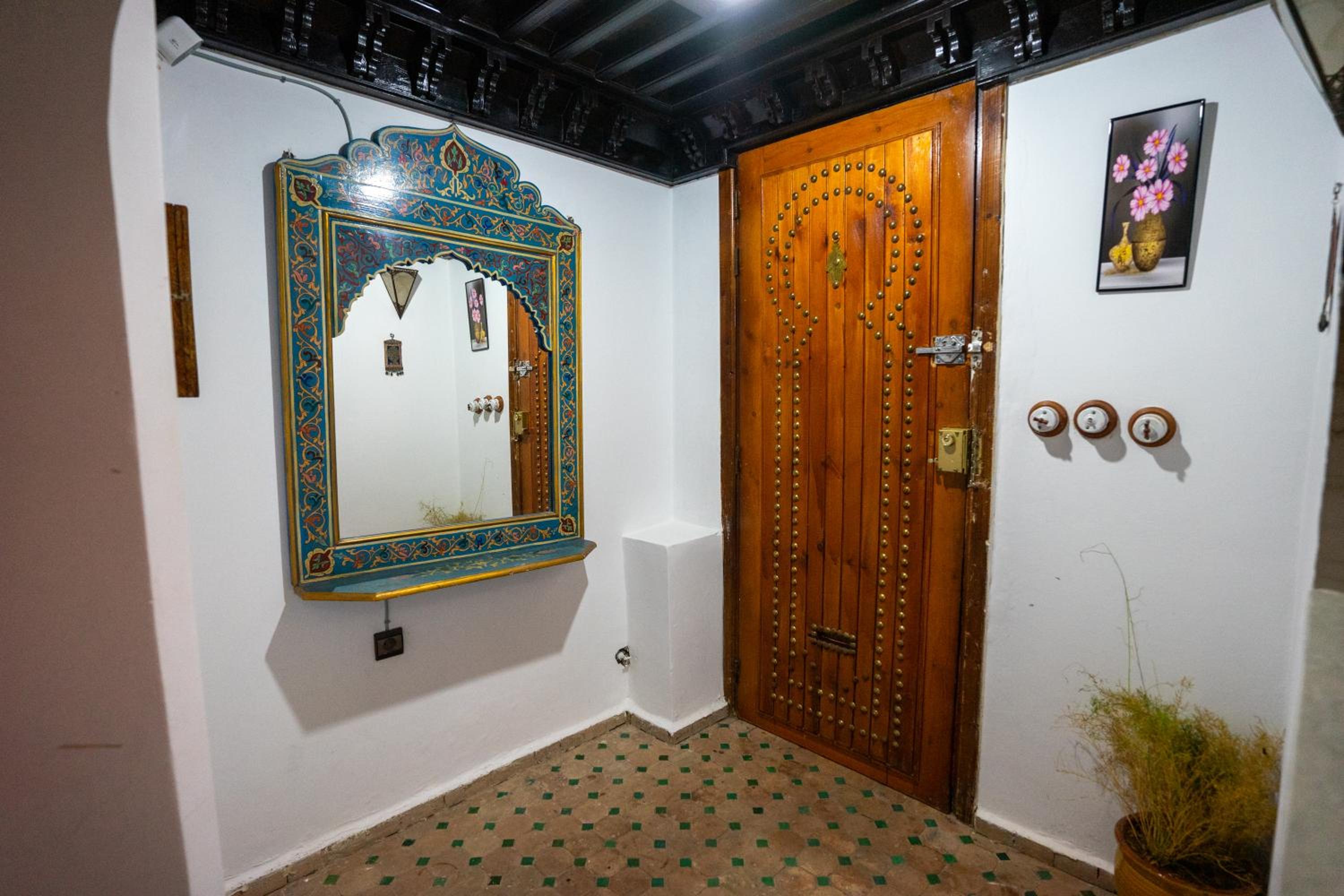 Riad zineb au cœur de Marrakech &3 Piscines &Jacuzzi & Petit-Déjeuner& parking gratuit