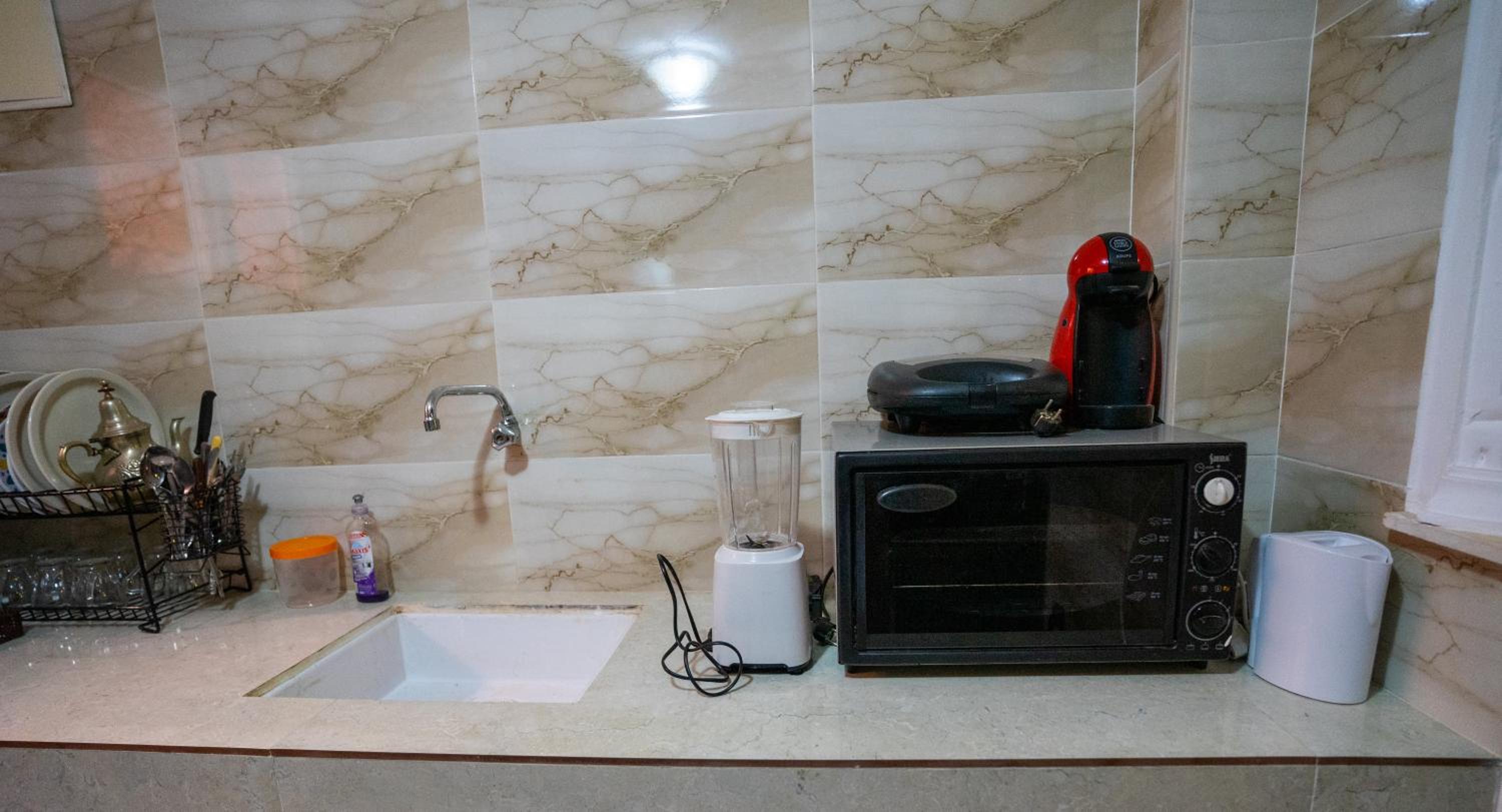 Riad zineb au cœur de Marrakech &3 Piscines &Jacuzzi & Petit-Déjeuner& parking gratuit