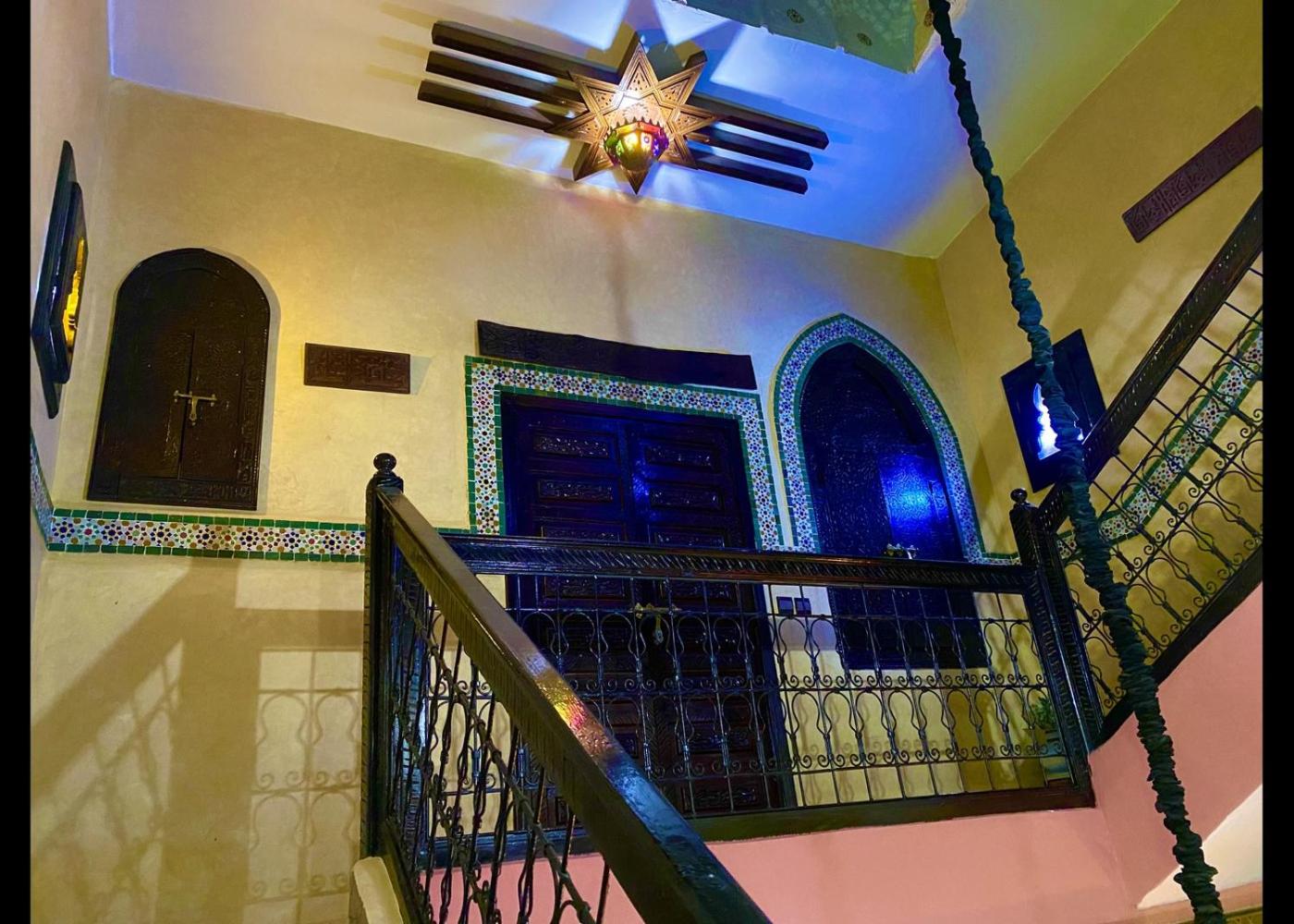 Riad zineb au cœur de Marrakech &3 Piscines &Jacuzzi & Petit-Déjeuner& parking gratuit