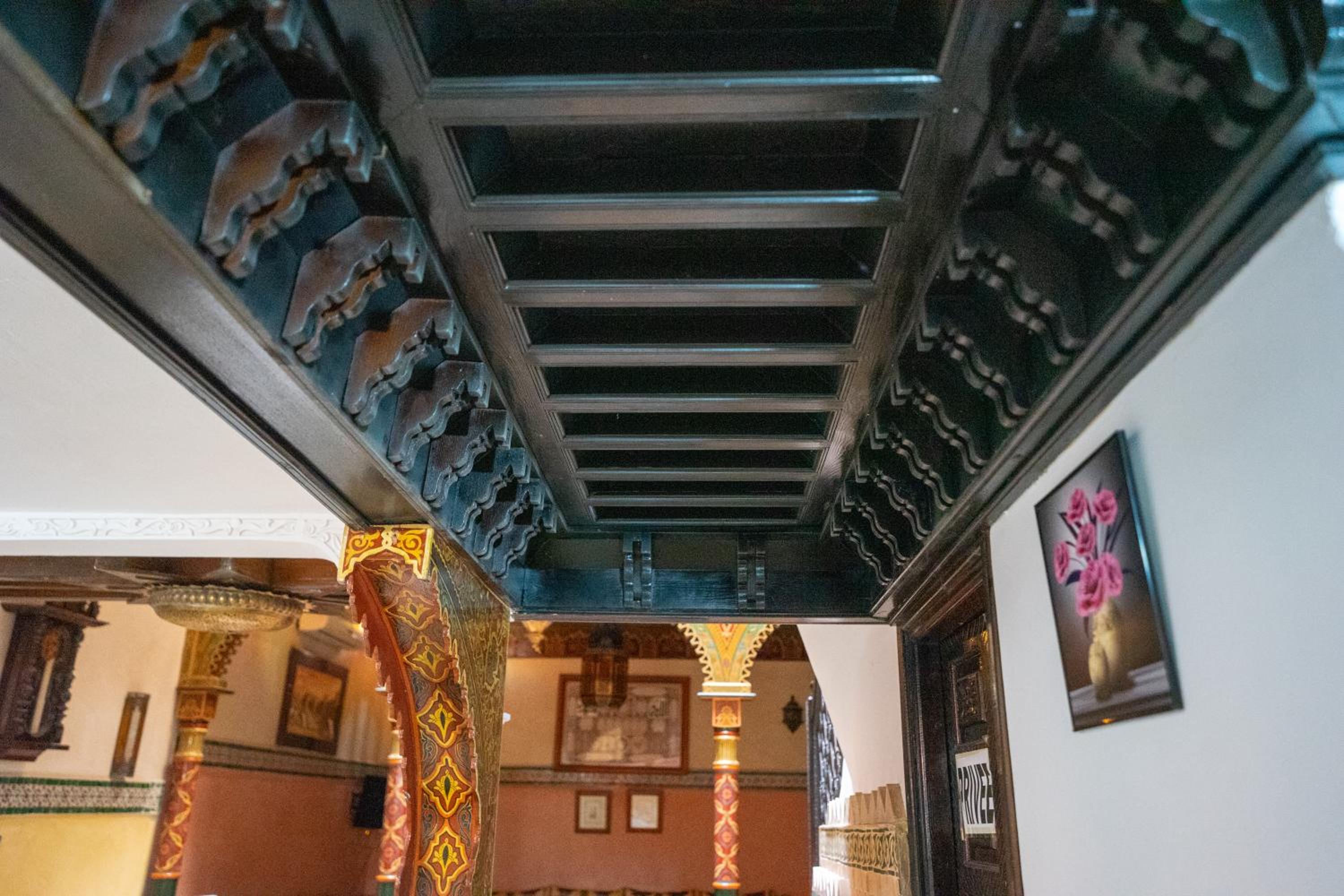 Riad zineb au cœur de Marrakech &3 Piscines &Jacuzzi & Petit-Déjeuner& parking gratuit