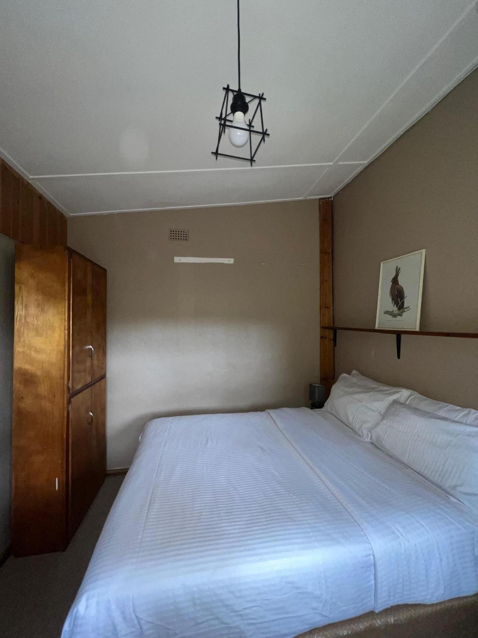 Three bedroomed house in Juliasdale - 2192
