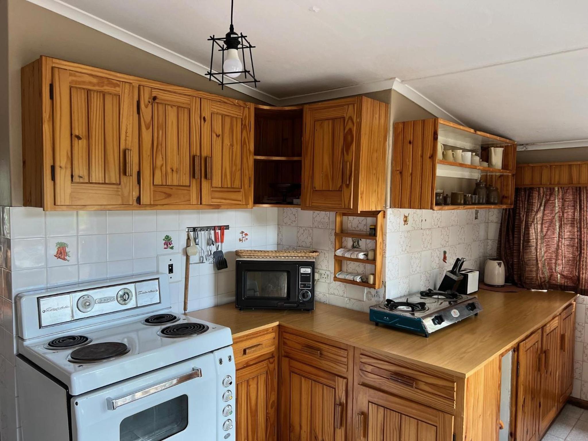 Three bedroomed house in Juliasdale - 2192