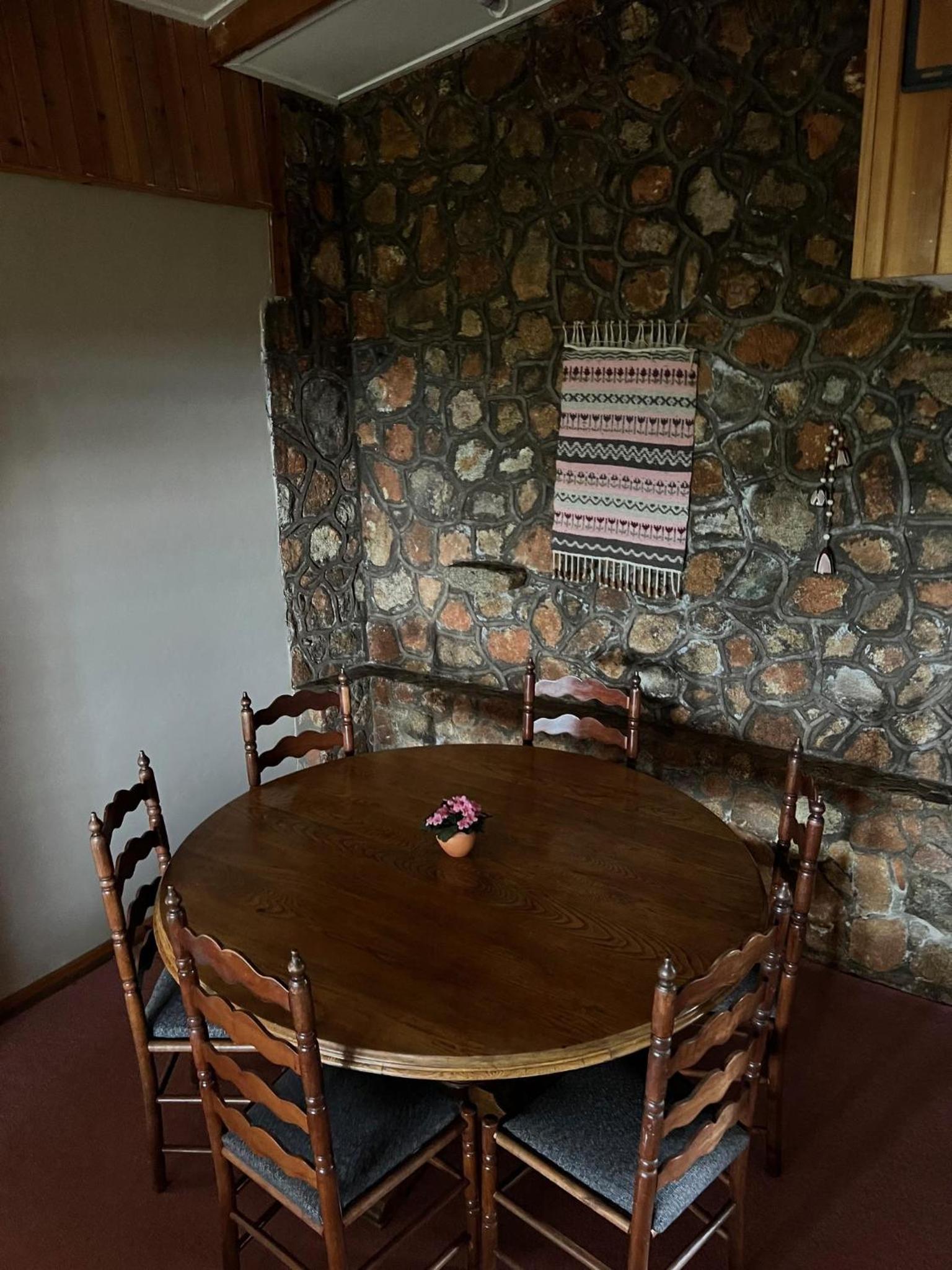 Three bedroomed house in Juliasdale - 2192