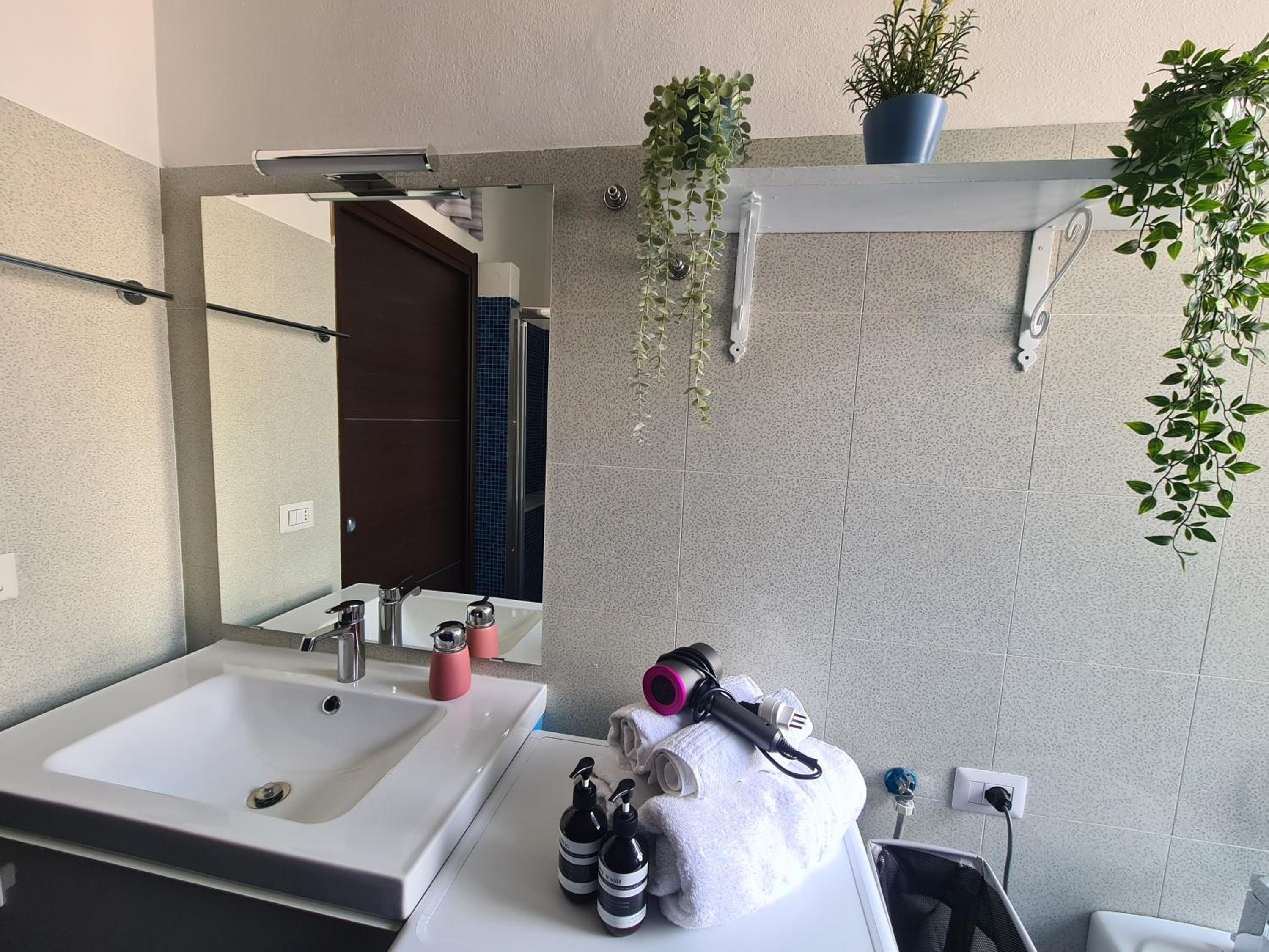 Blue Retreat M4 Milano