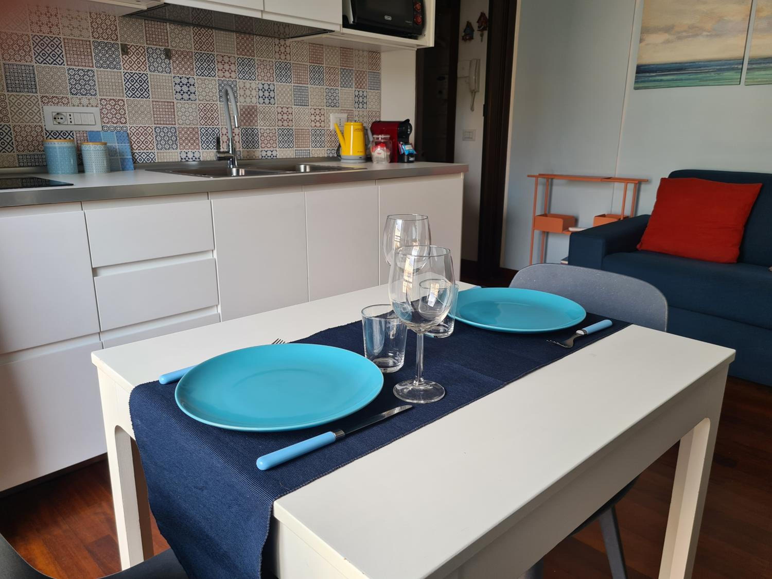 Blue Retreat M4 Milano