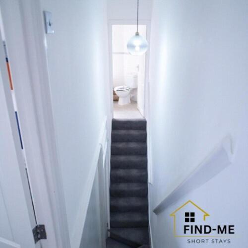 2BR House,SE27, Parking,Garden,near West Norwood Station