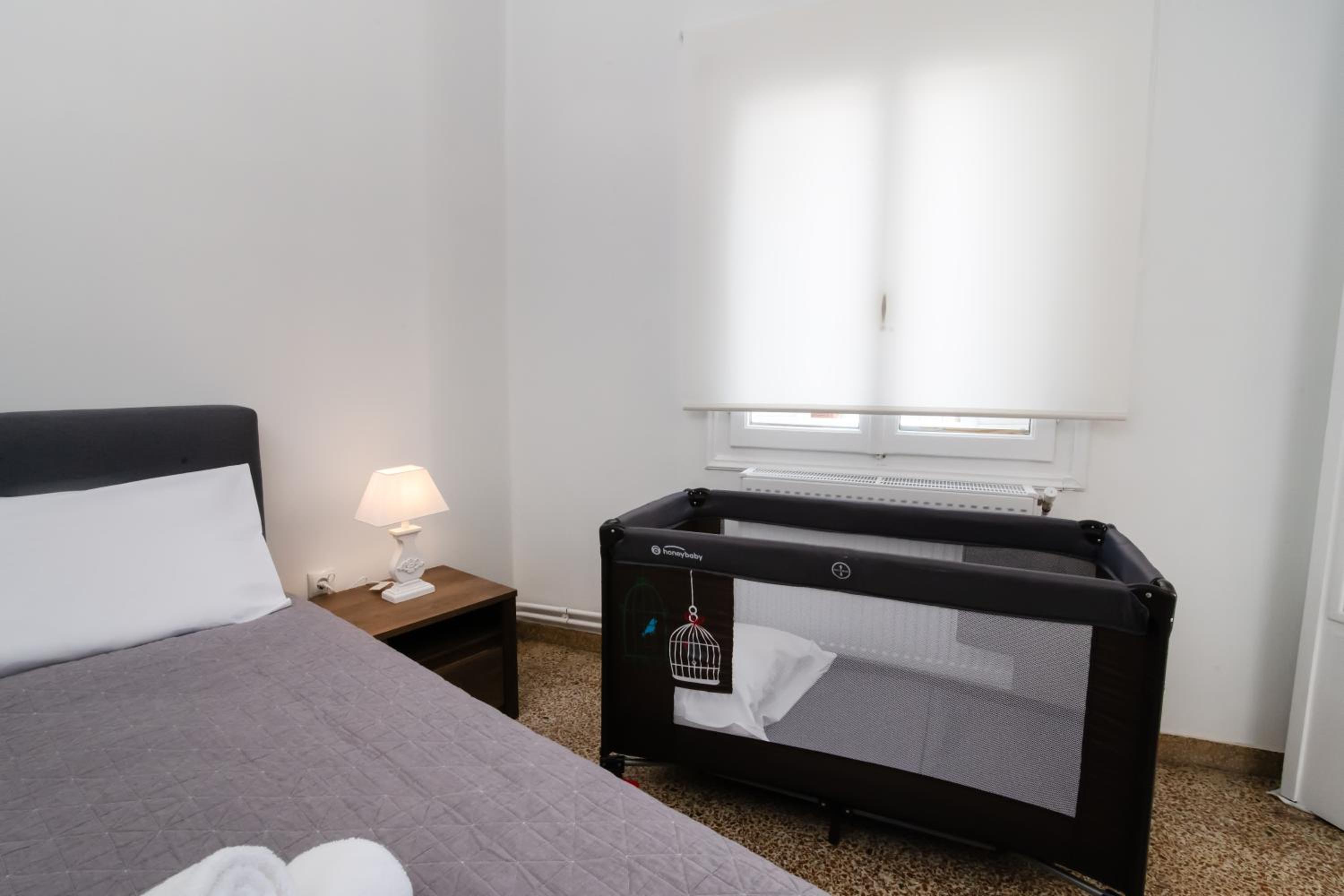 Sunrise Apartment By Athens Airport