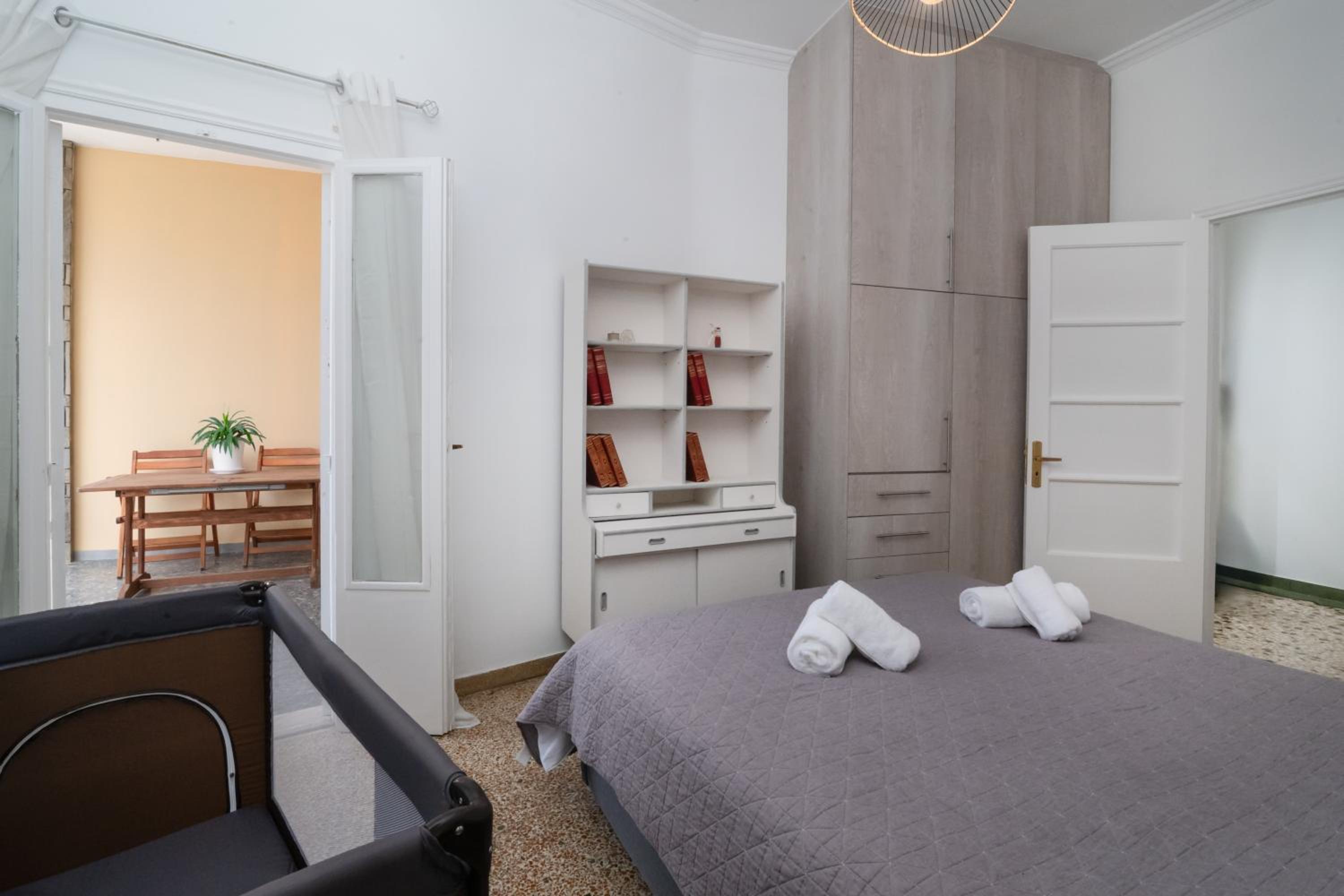 Sunrise Apartment By Athens Airport