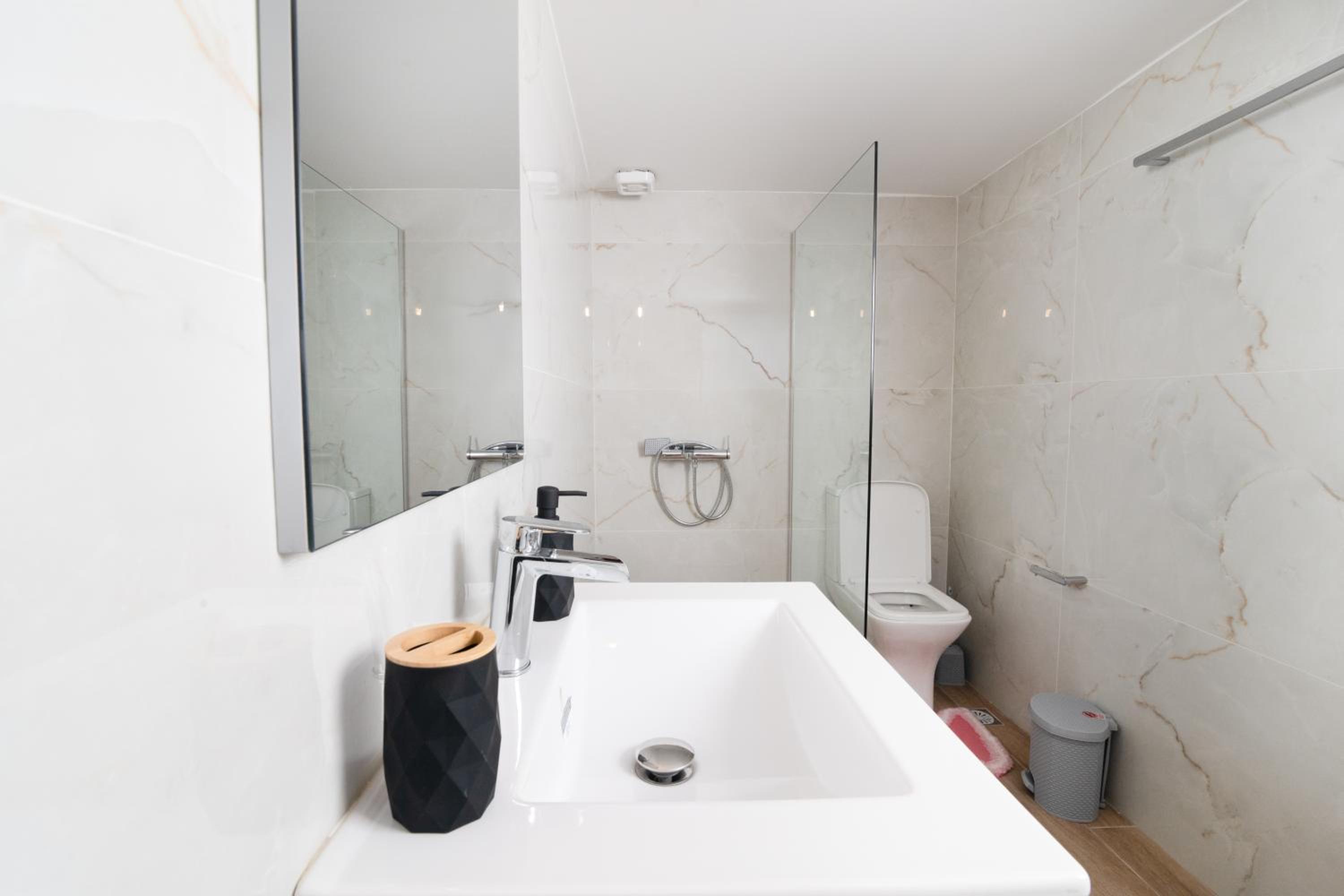 Sunrise Apartment By Athens Airport